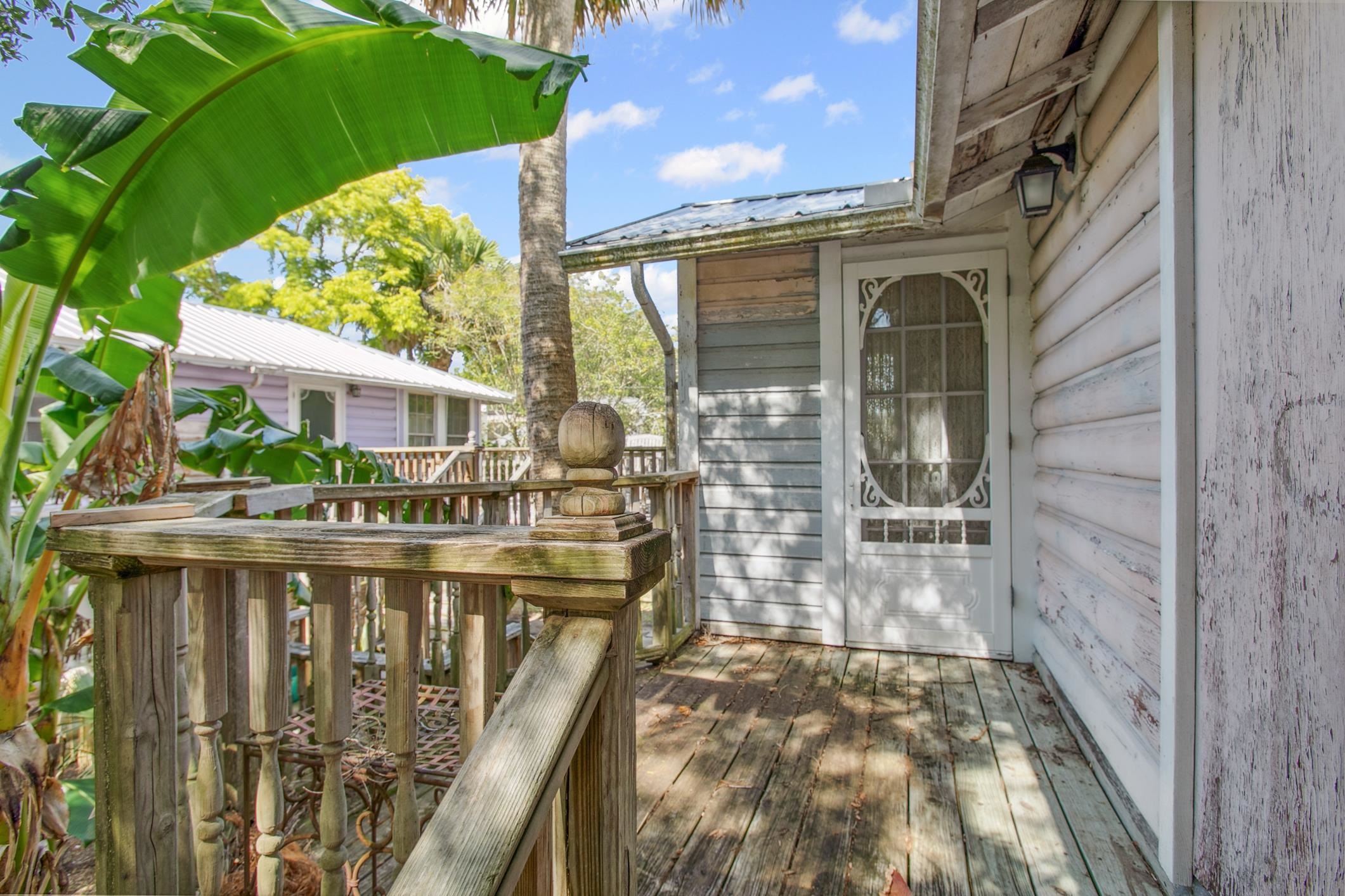 31 & 33 Magnolia Dr