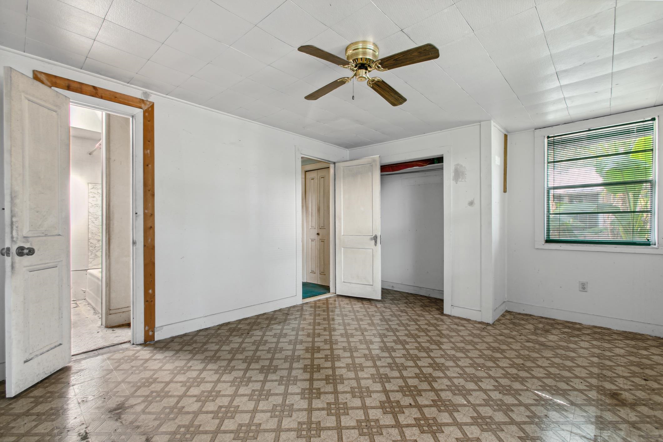 31 & 33 Magnolia Dr