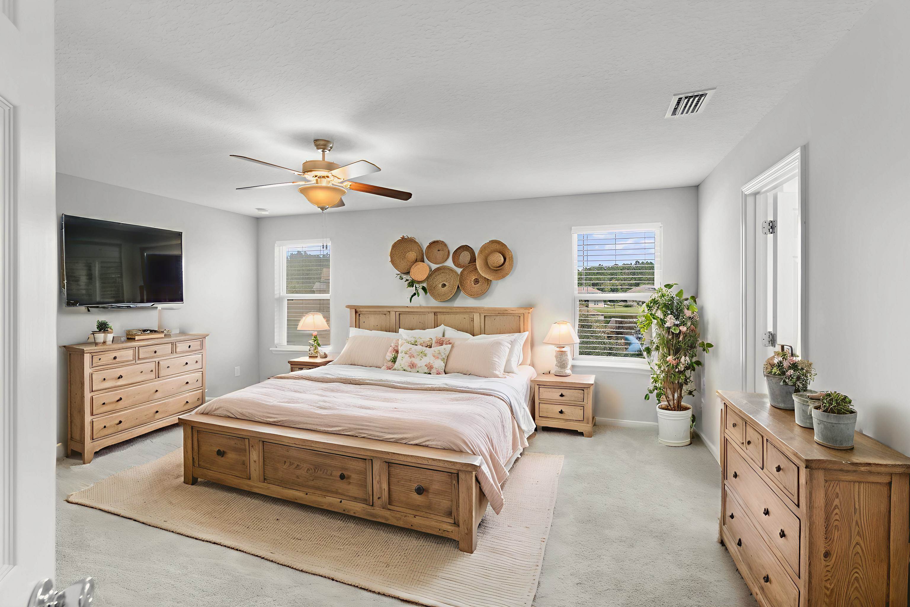56 Saba Rock Dr