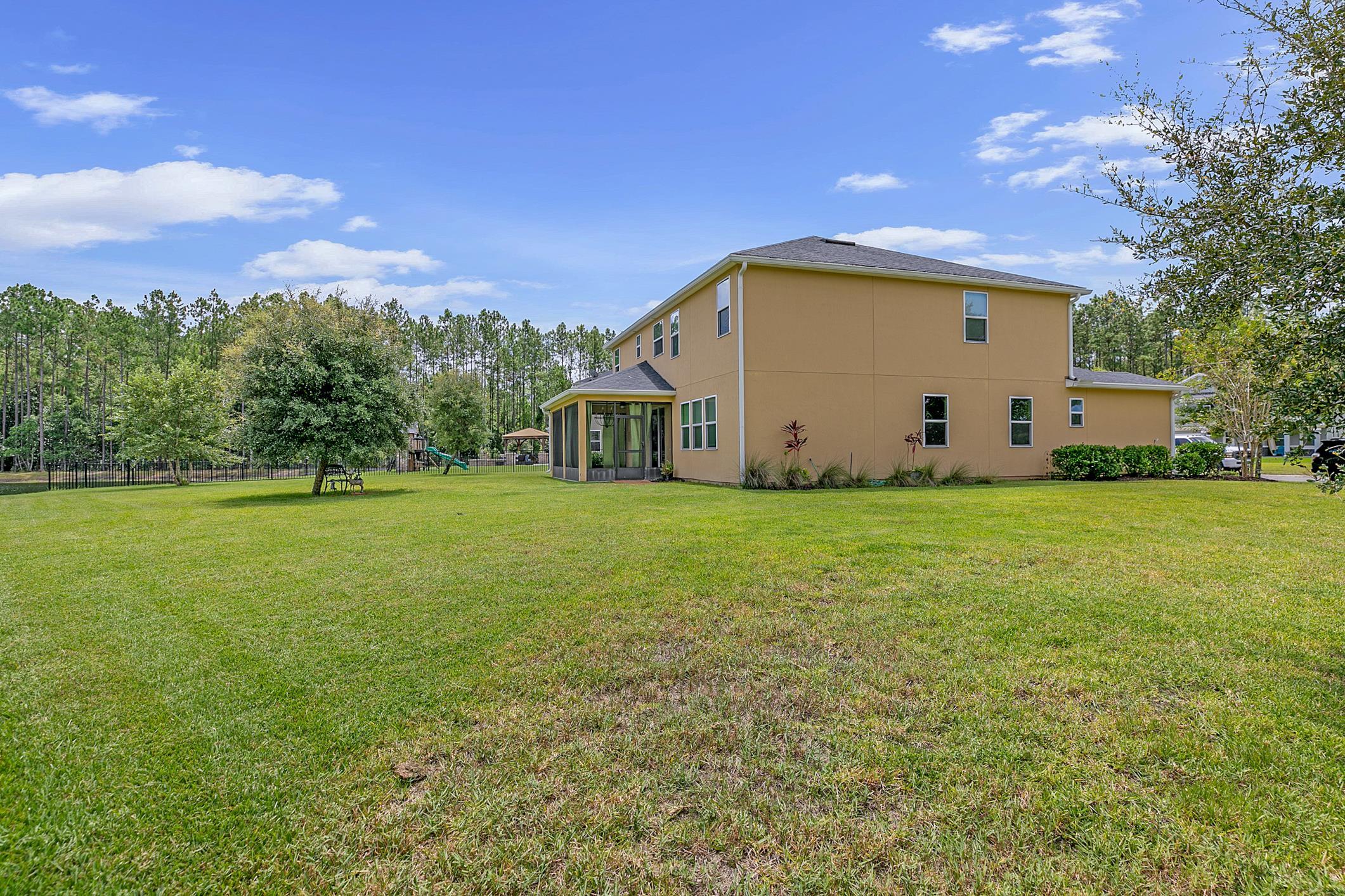 56 Saba Rock Dr