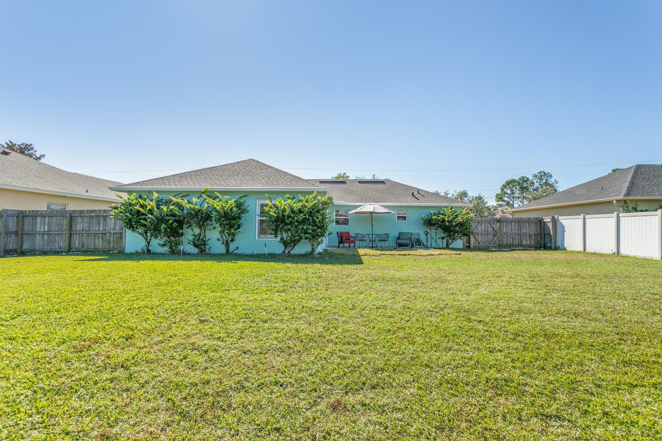 30 Rolling Fern Drive