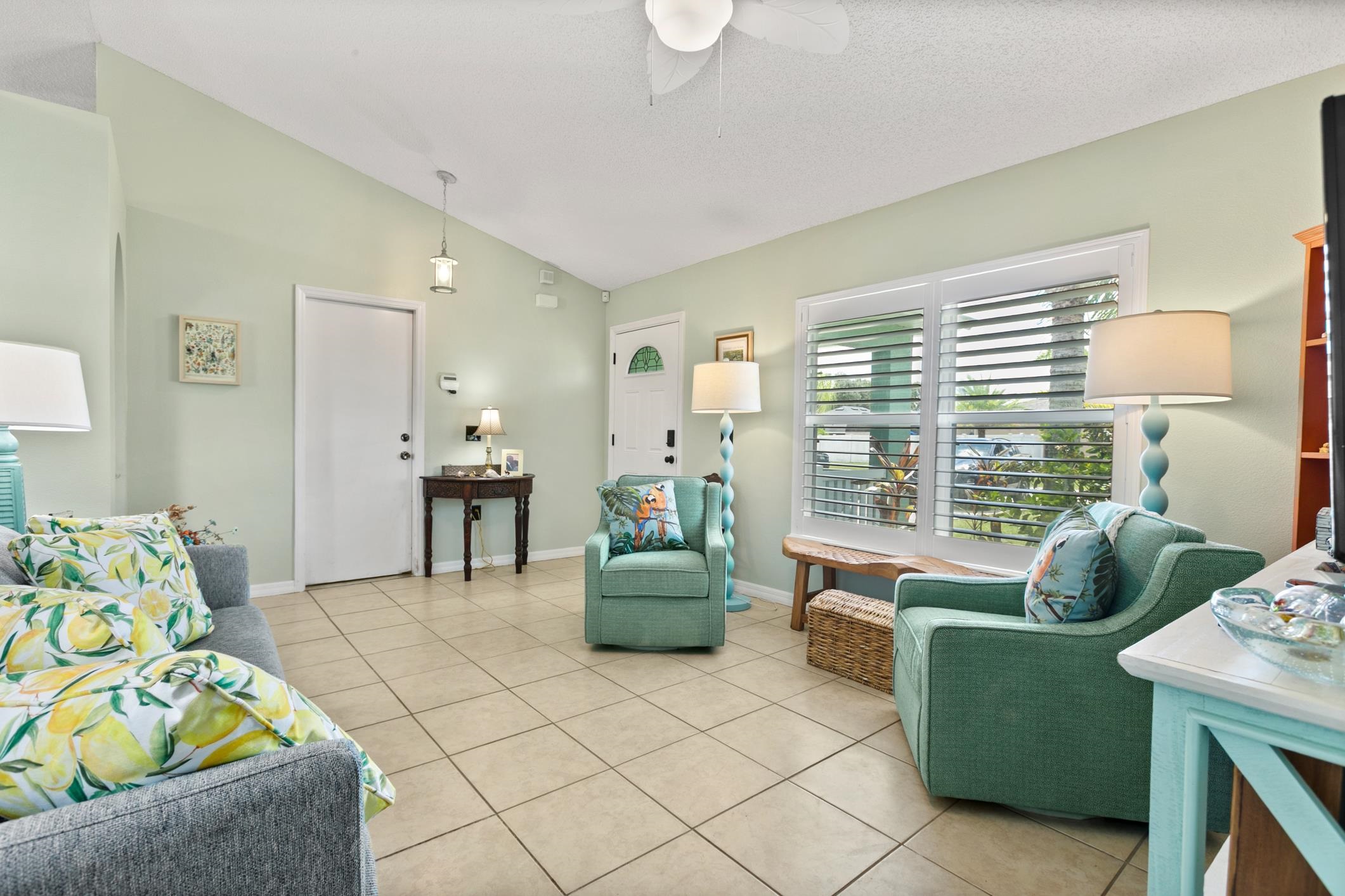 30 Rolling Fern Drive