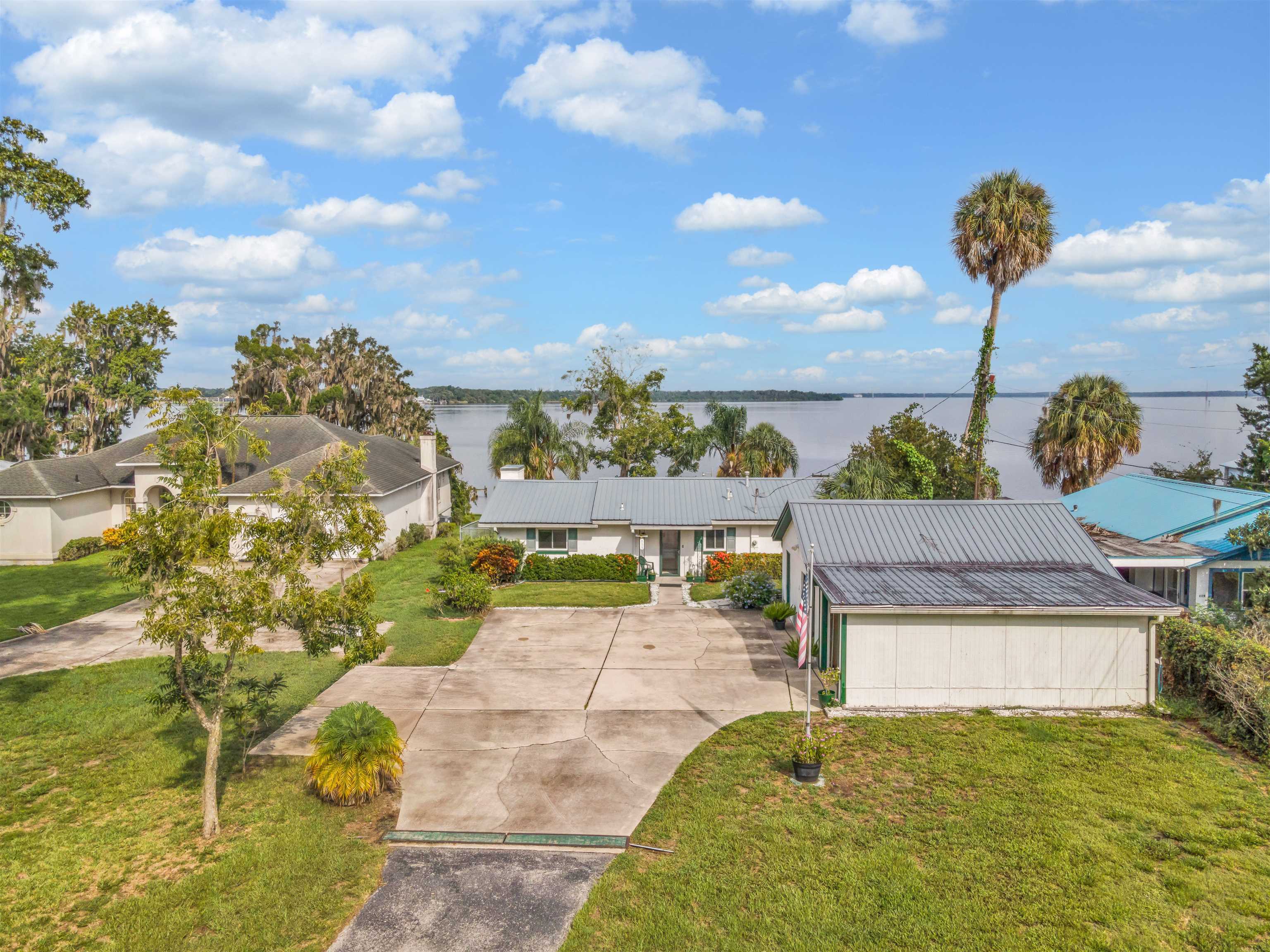115 Sunset Point Rd