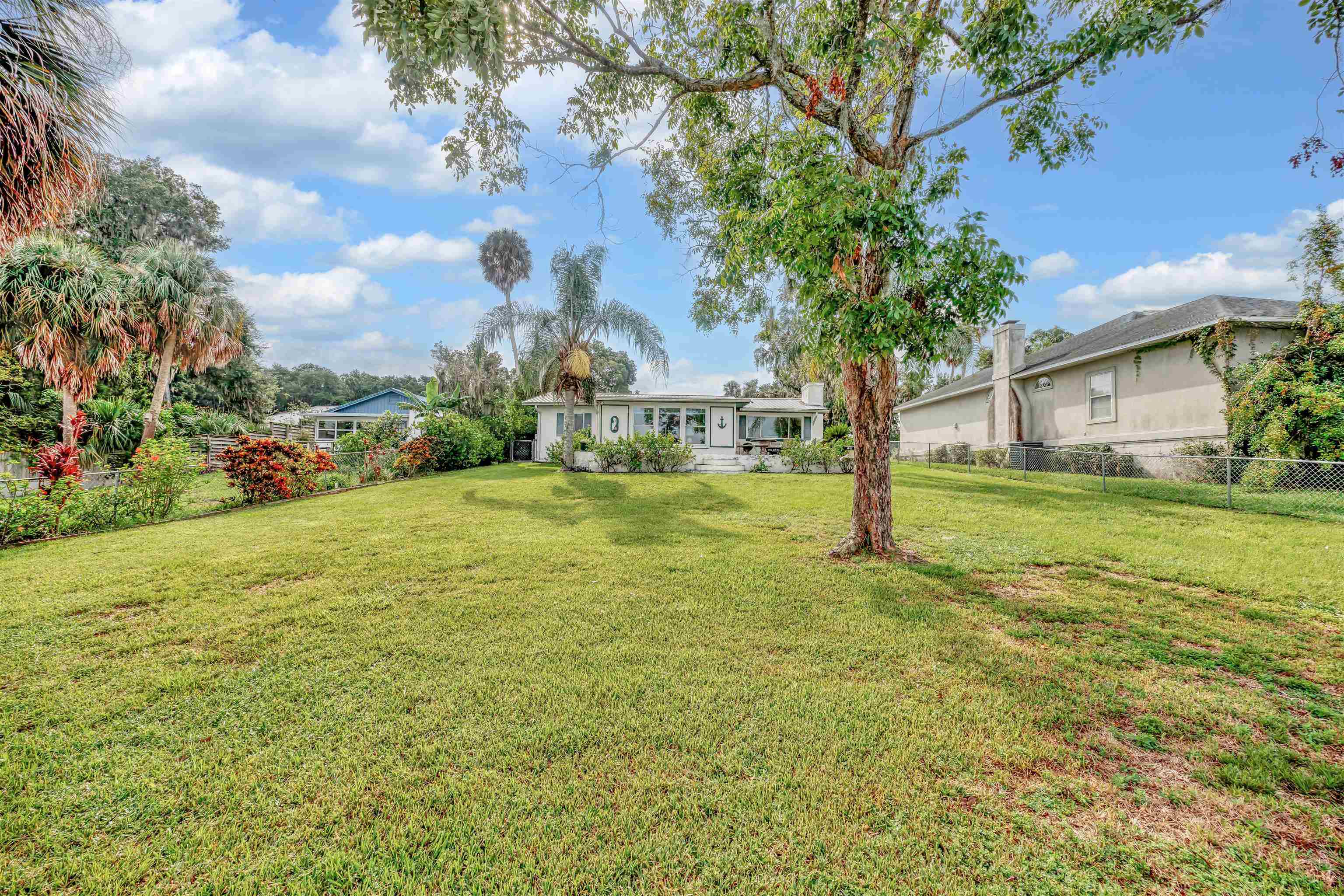 115 Sunset Point Rd