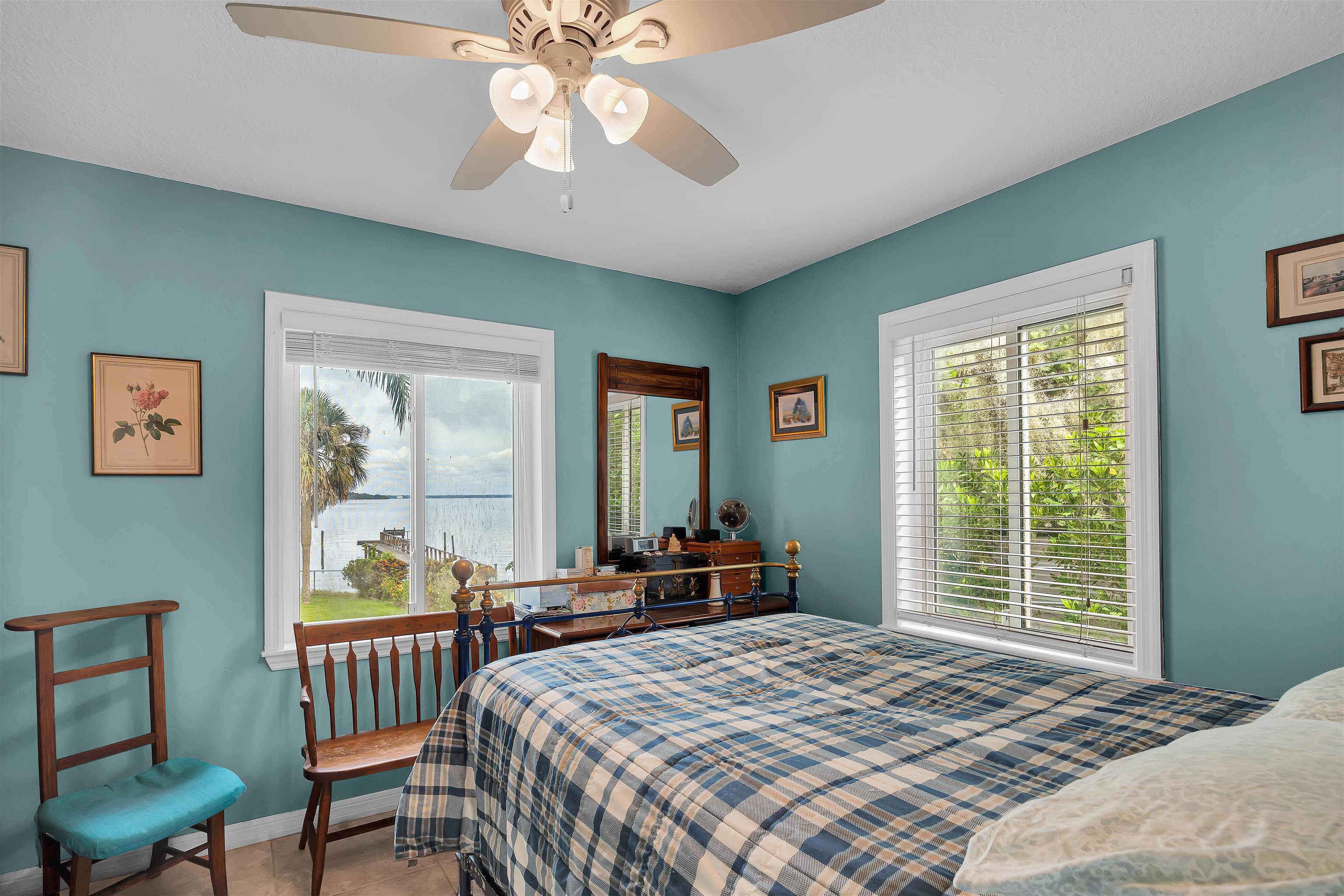115 Sunset Point Rd