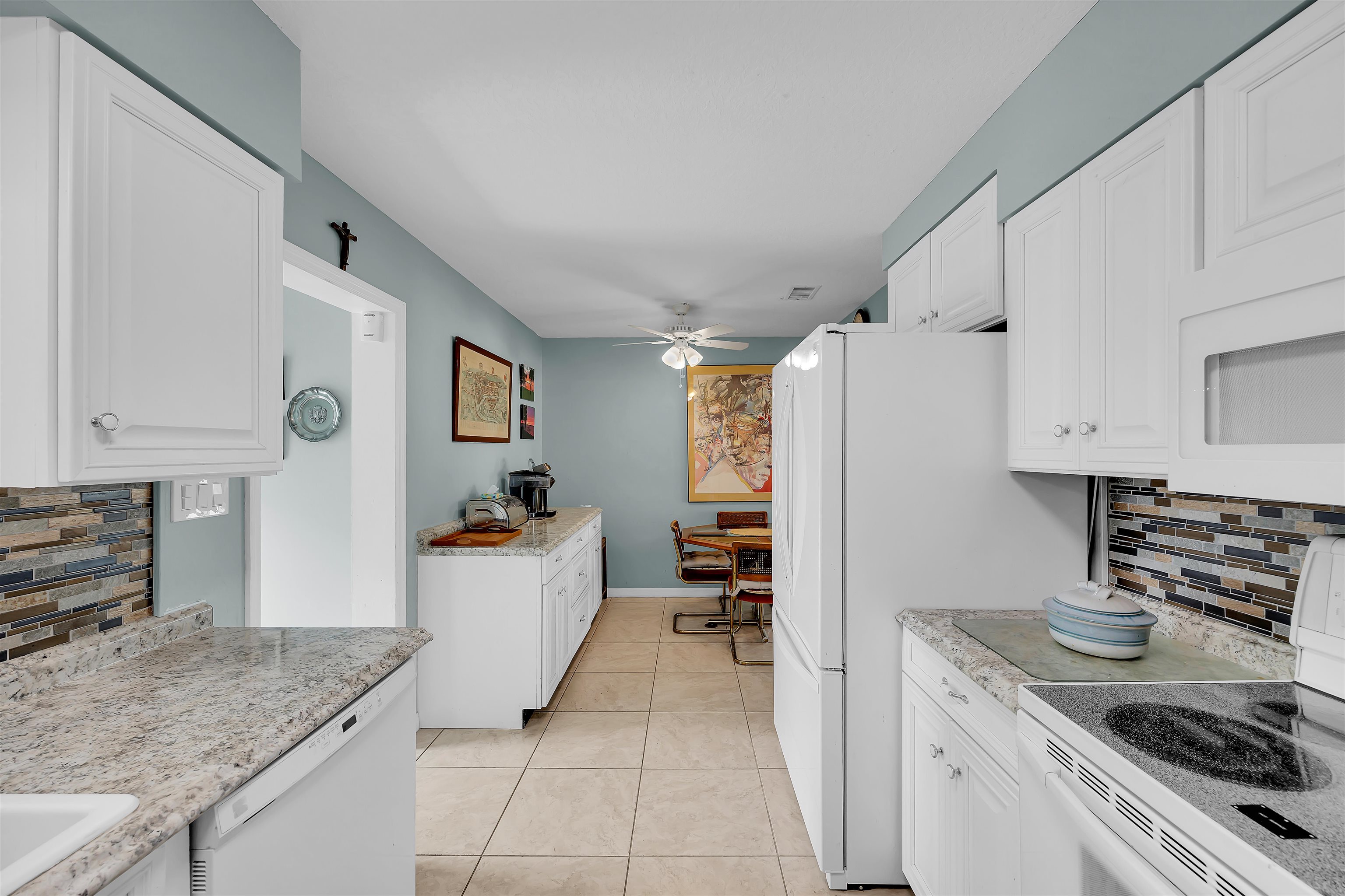 115 Sunset Point Rd