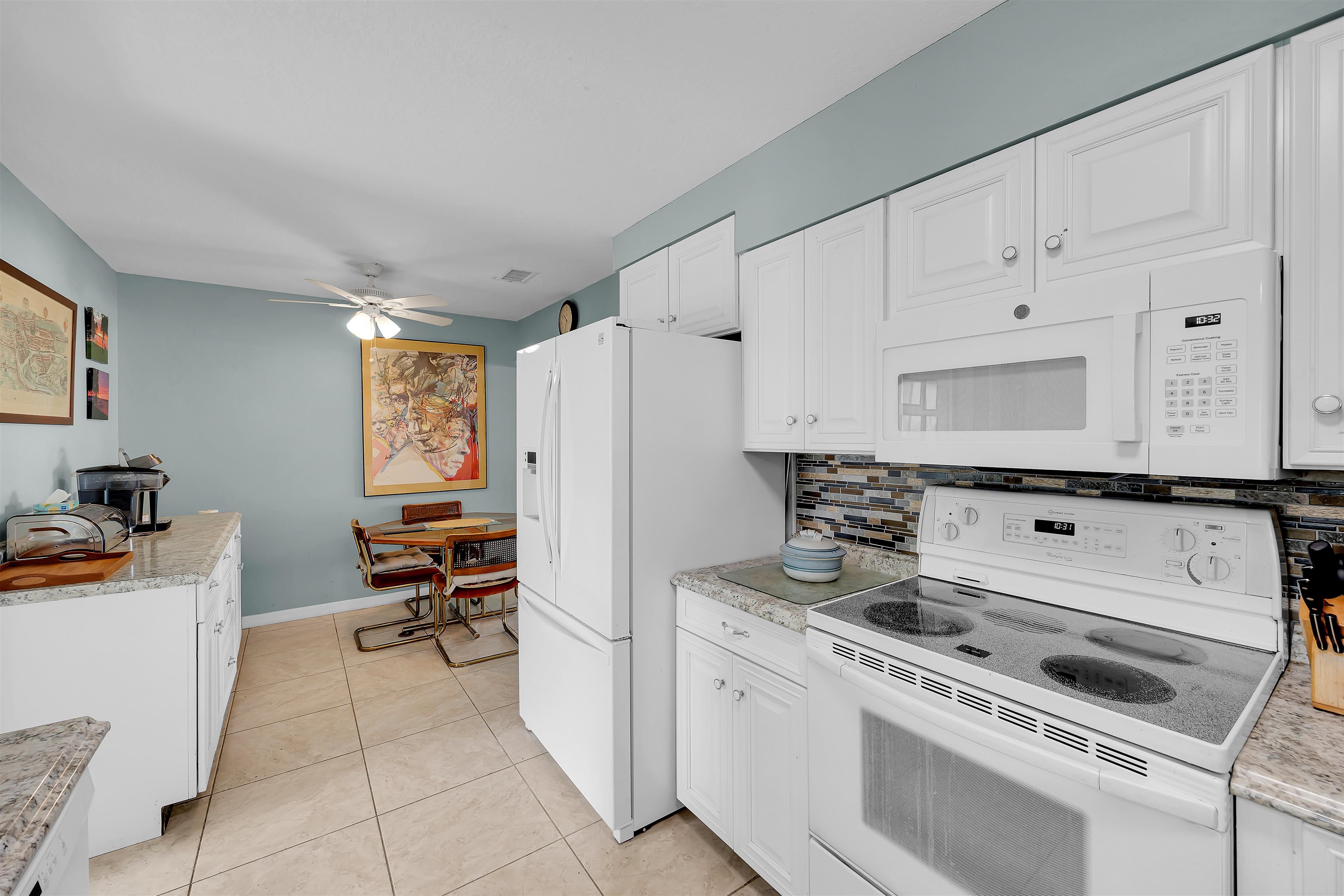 115 Sunset Point Rd