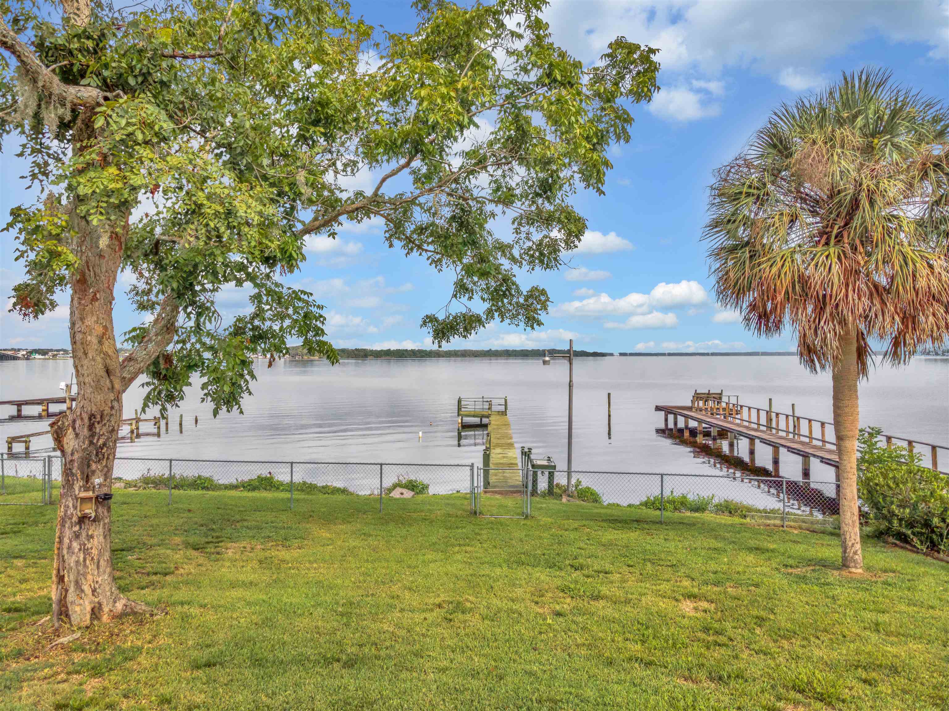115 Sunset Point Rd