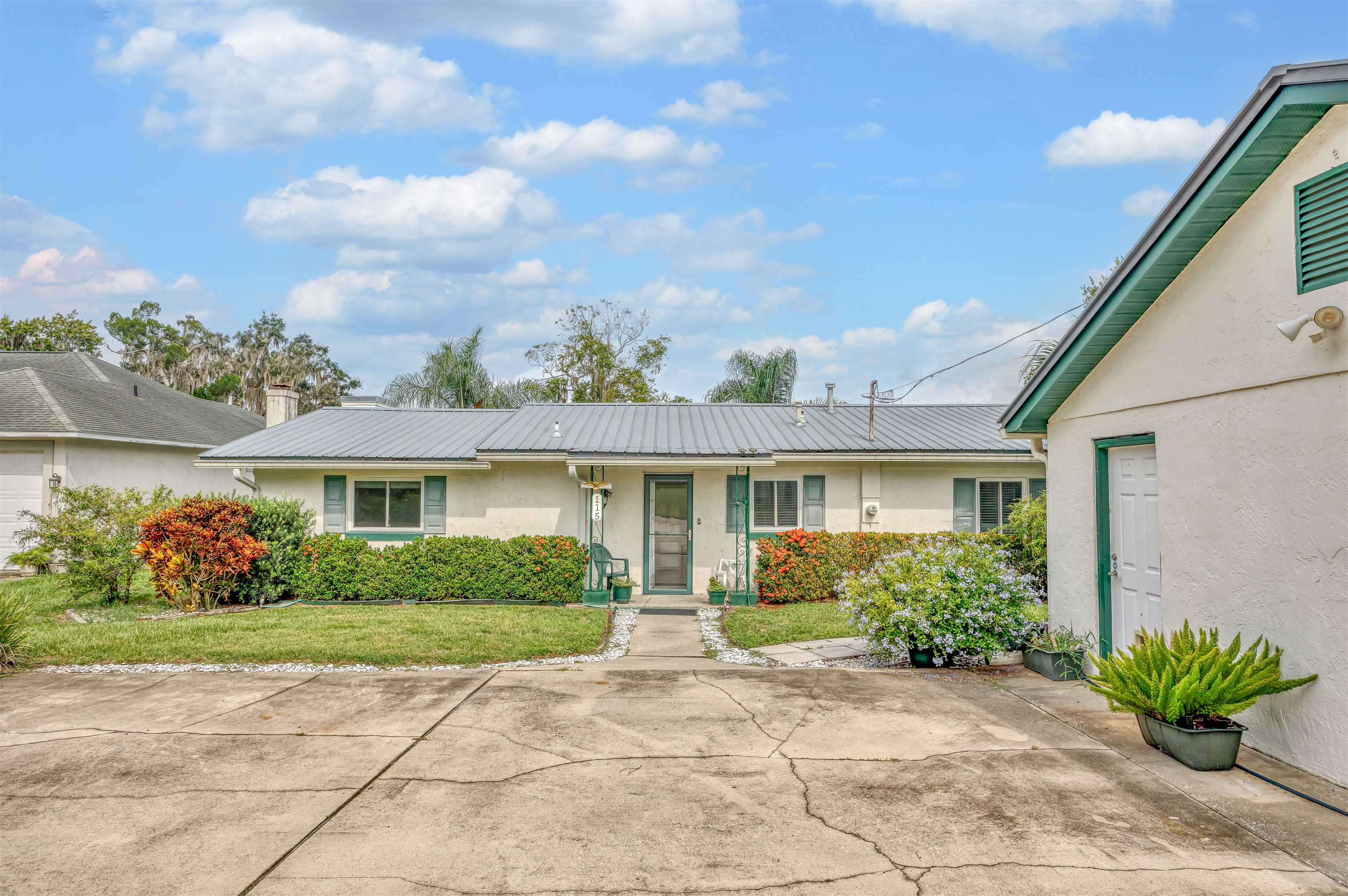 115 Sunset Point Rd