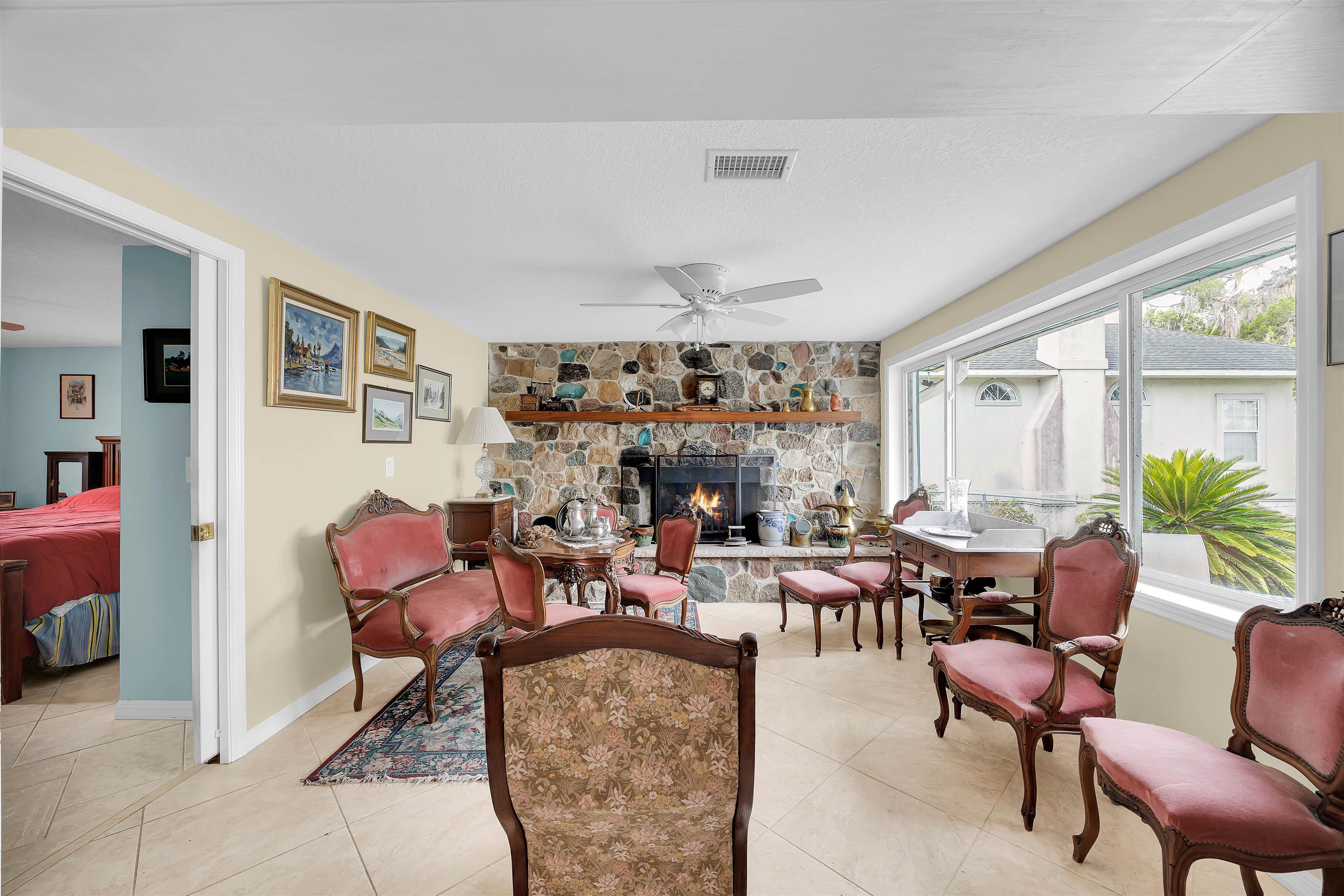 115 Sunset Point Rd