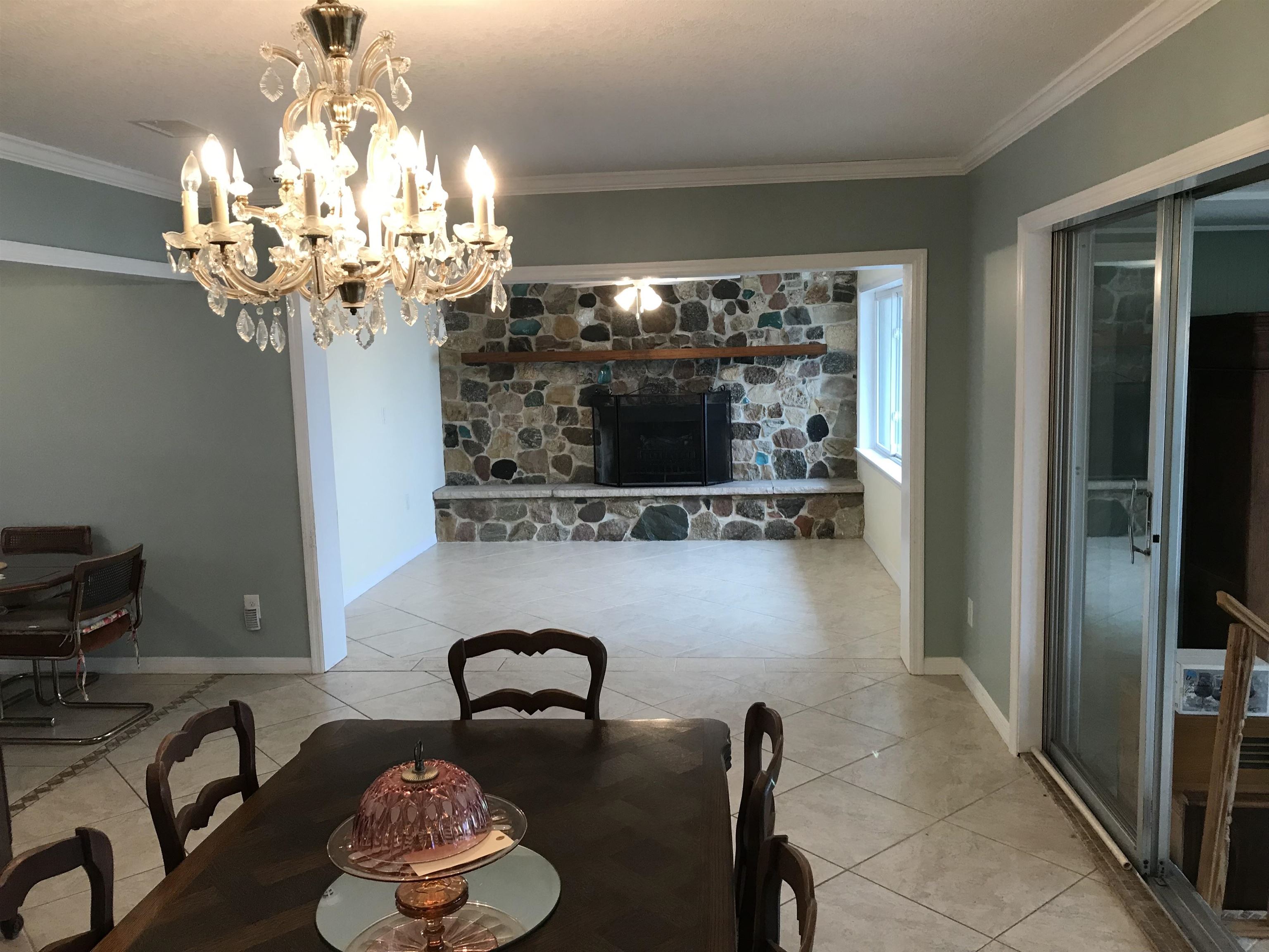 115 Sunset Point Rd