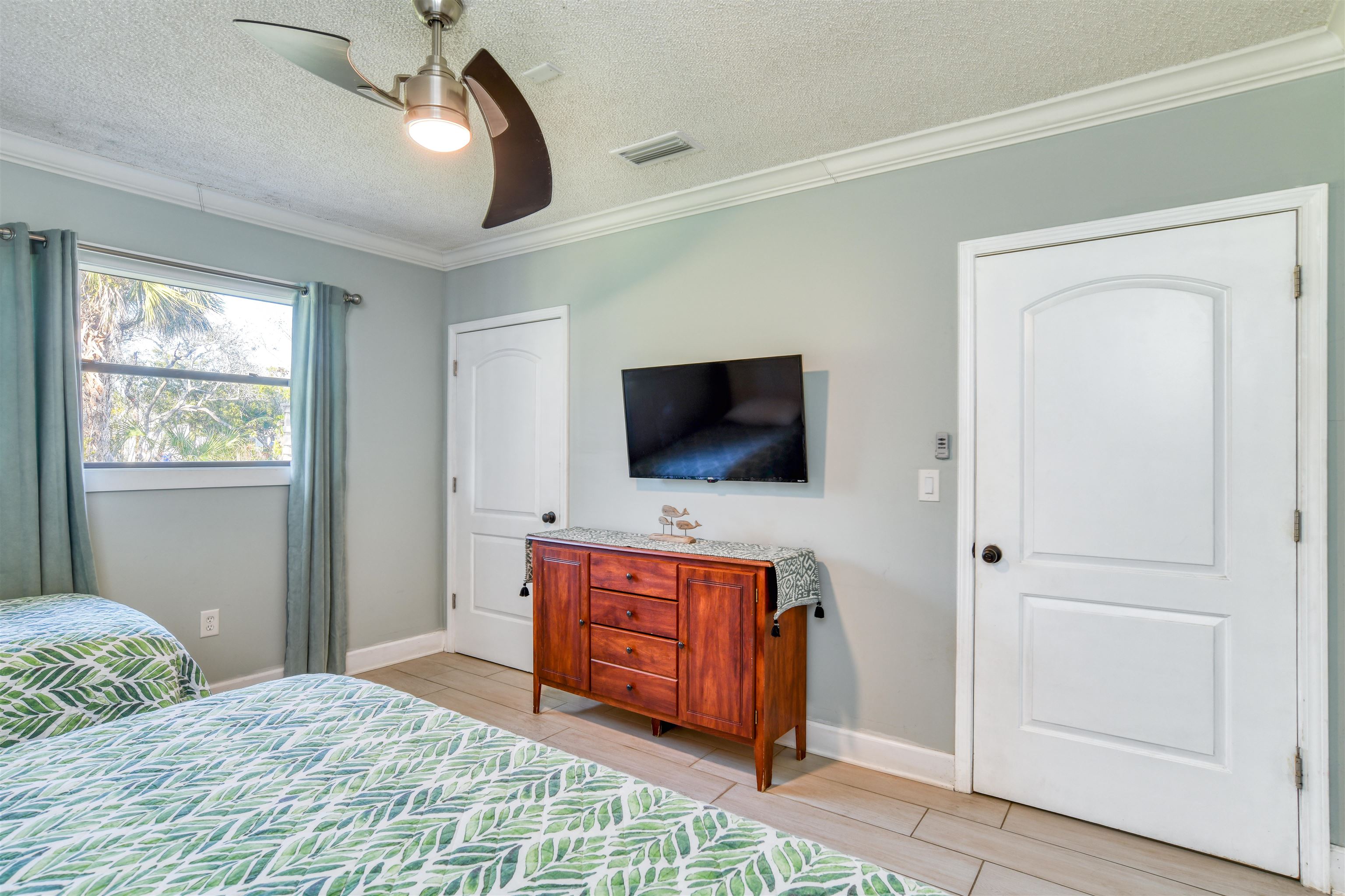 5494 2nd Street (Pool Home)