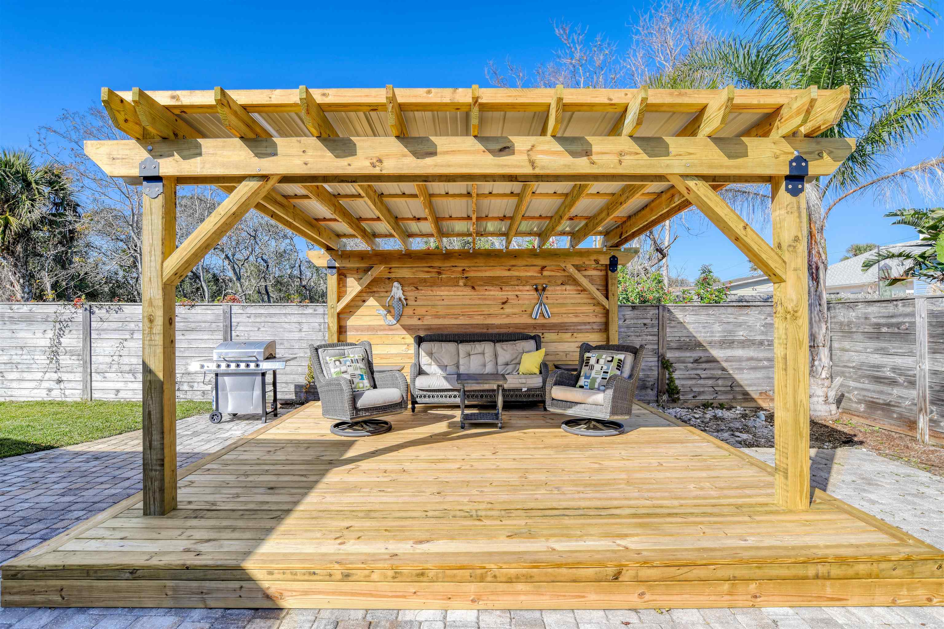 5494 2nd Street (Pool Home)