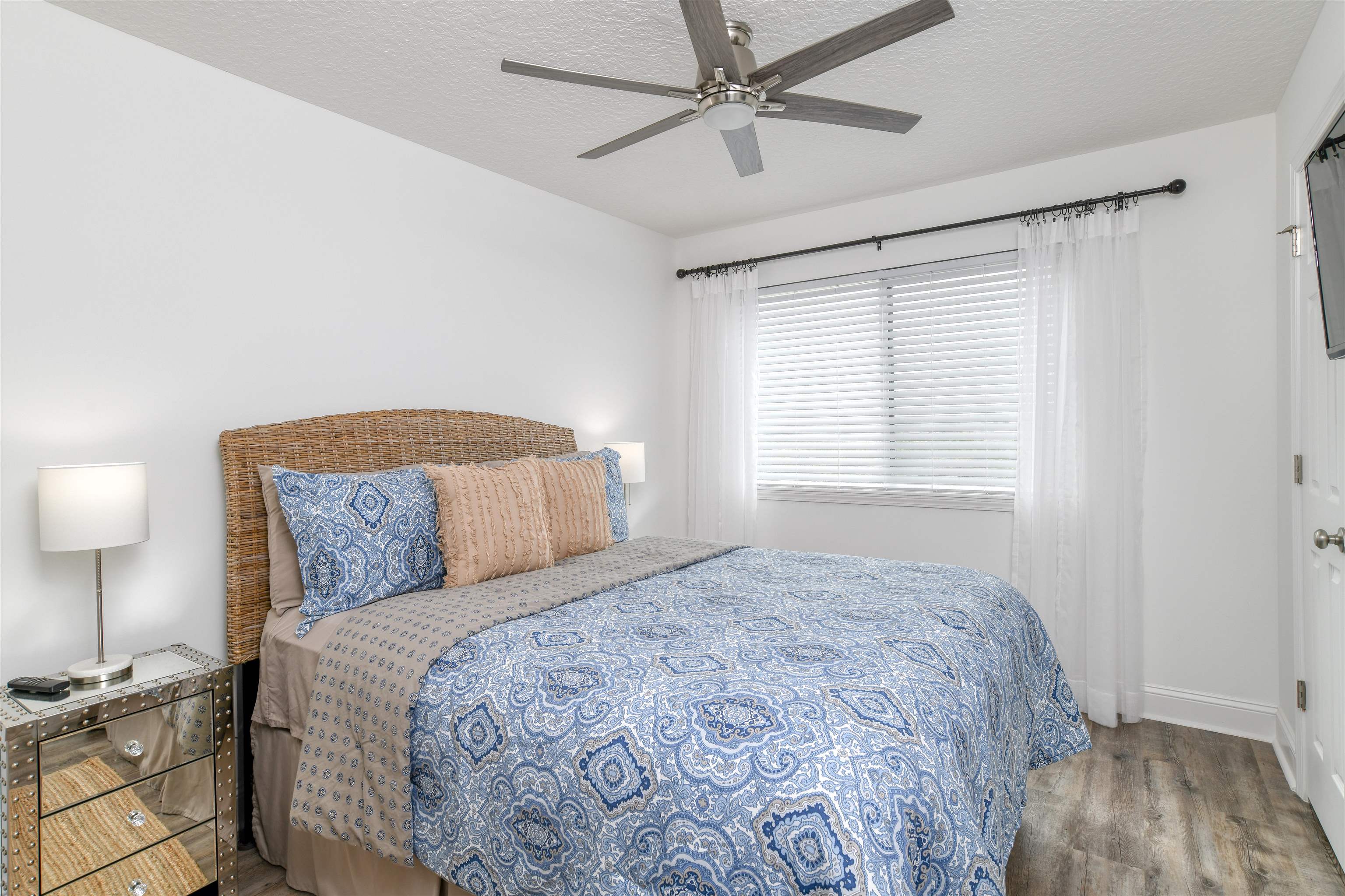 8550 S A1A #124