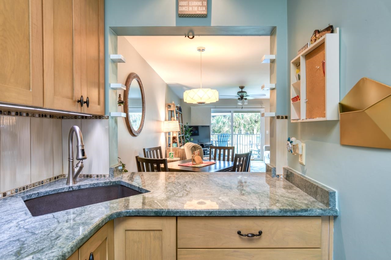 8550 S A1A Unit 323