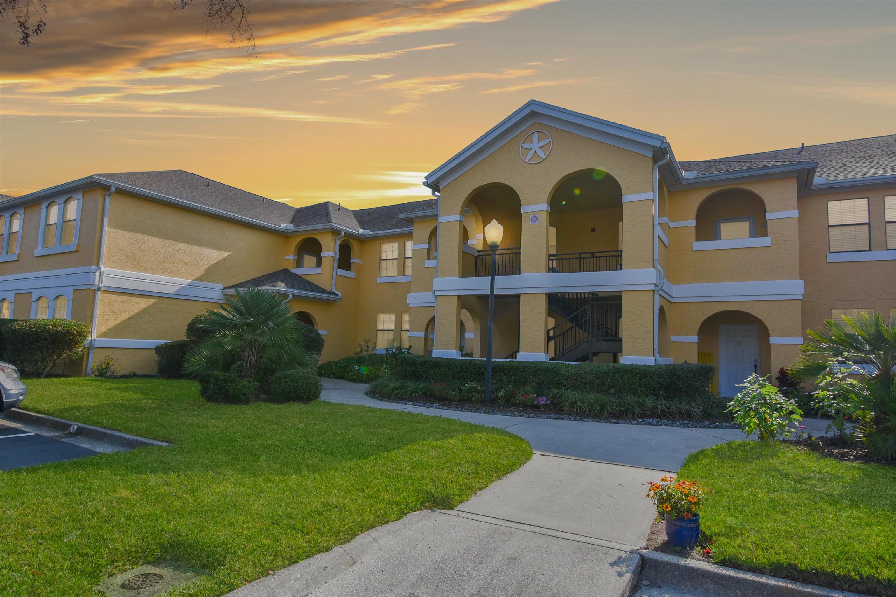 2221 Vista Cove Rd