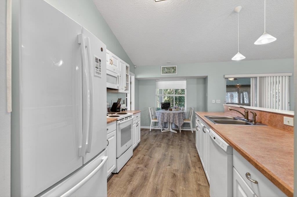 254 Basque Road