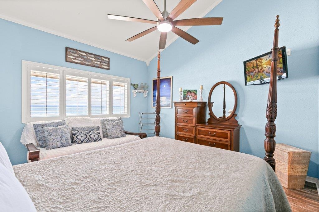 8550 S A1A #208