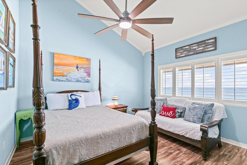 8550 S A1A #208