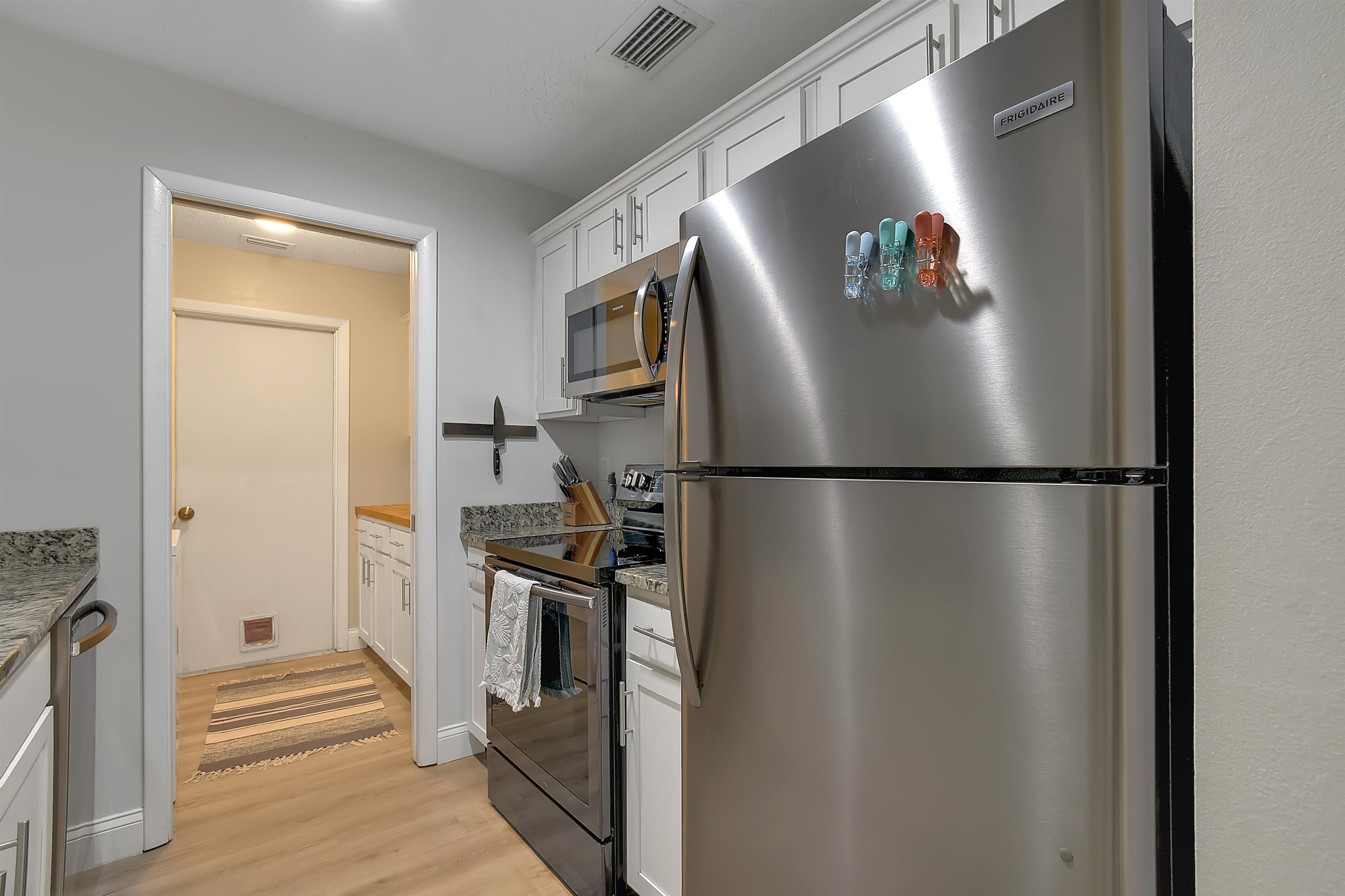 406 Nervia Ct