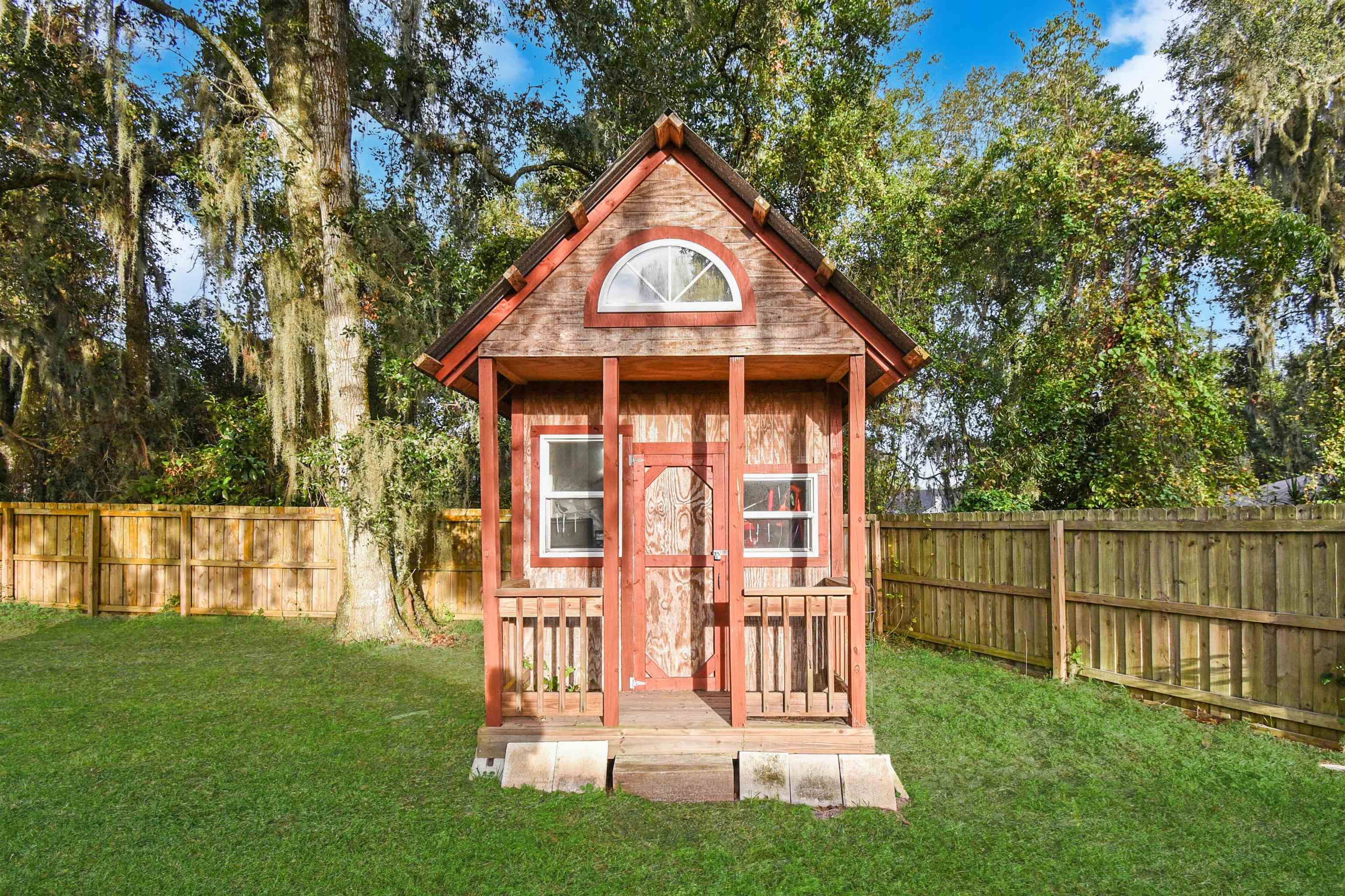 406 Nervia Ct