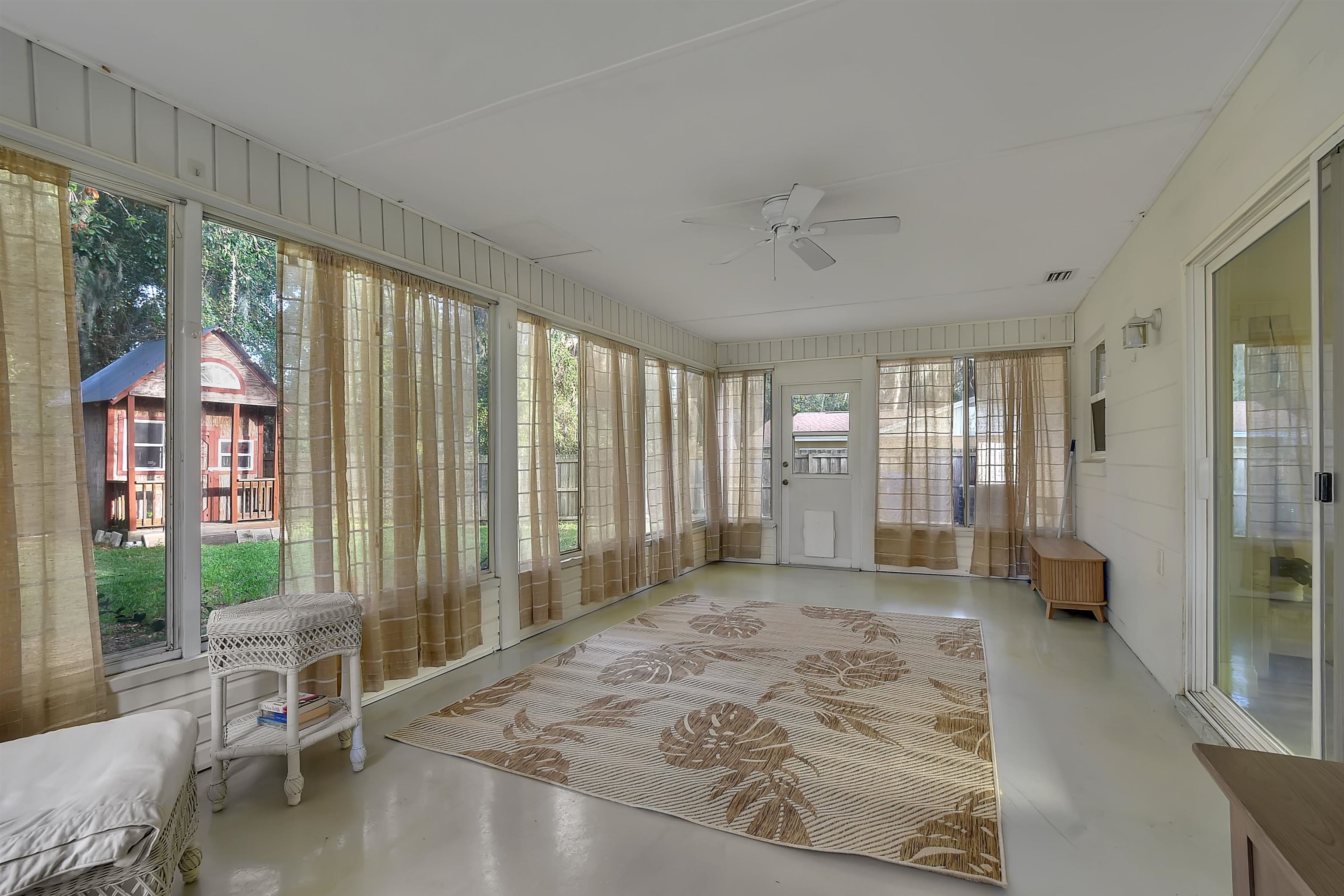 406 Nervia Ct