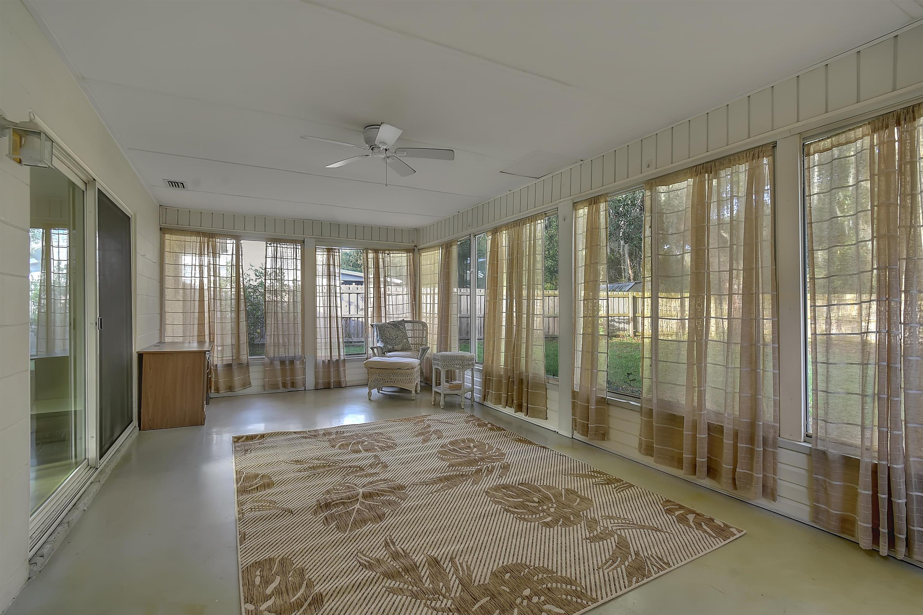 406 Nervia Ct