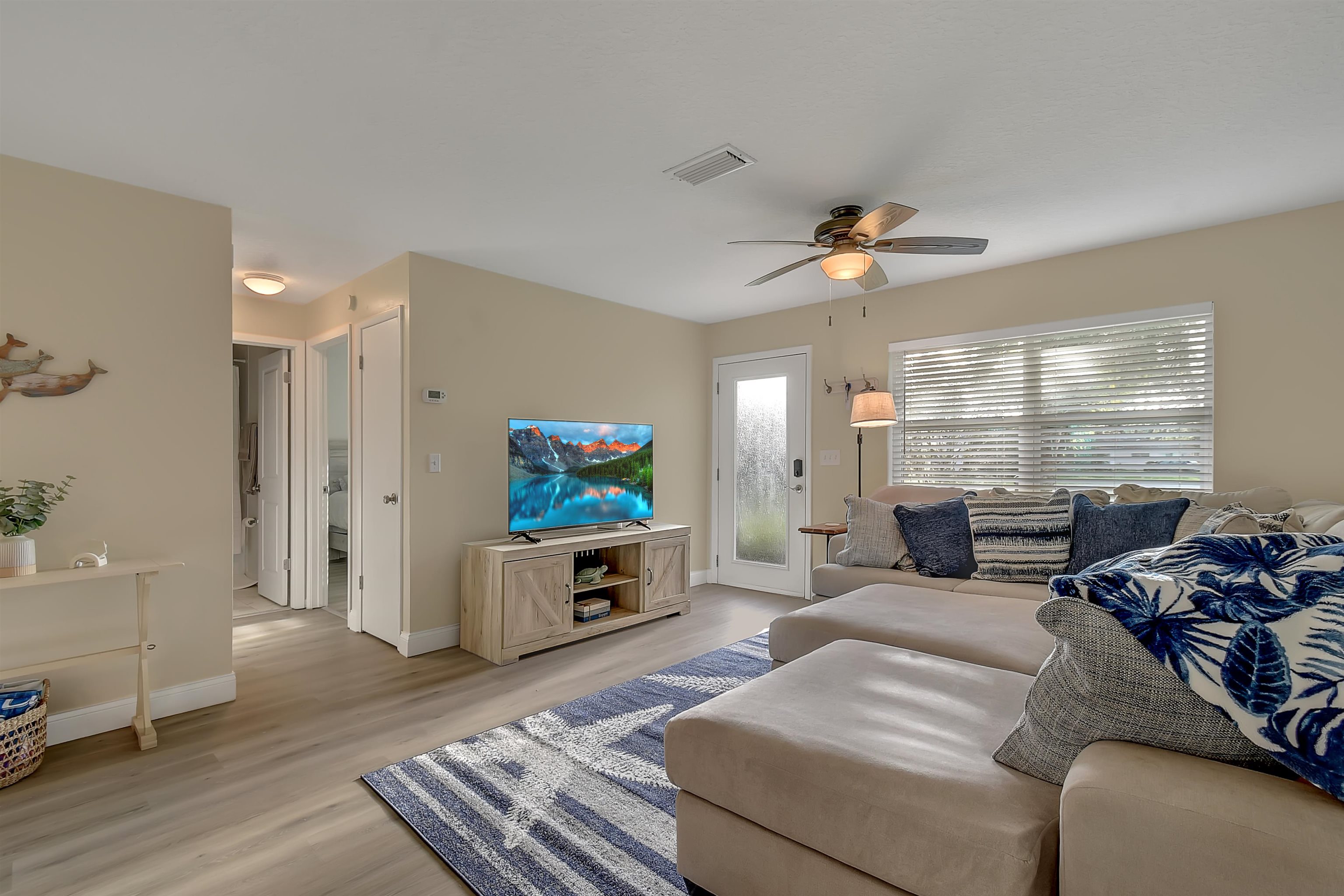 406 Nervia Ct
