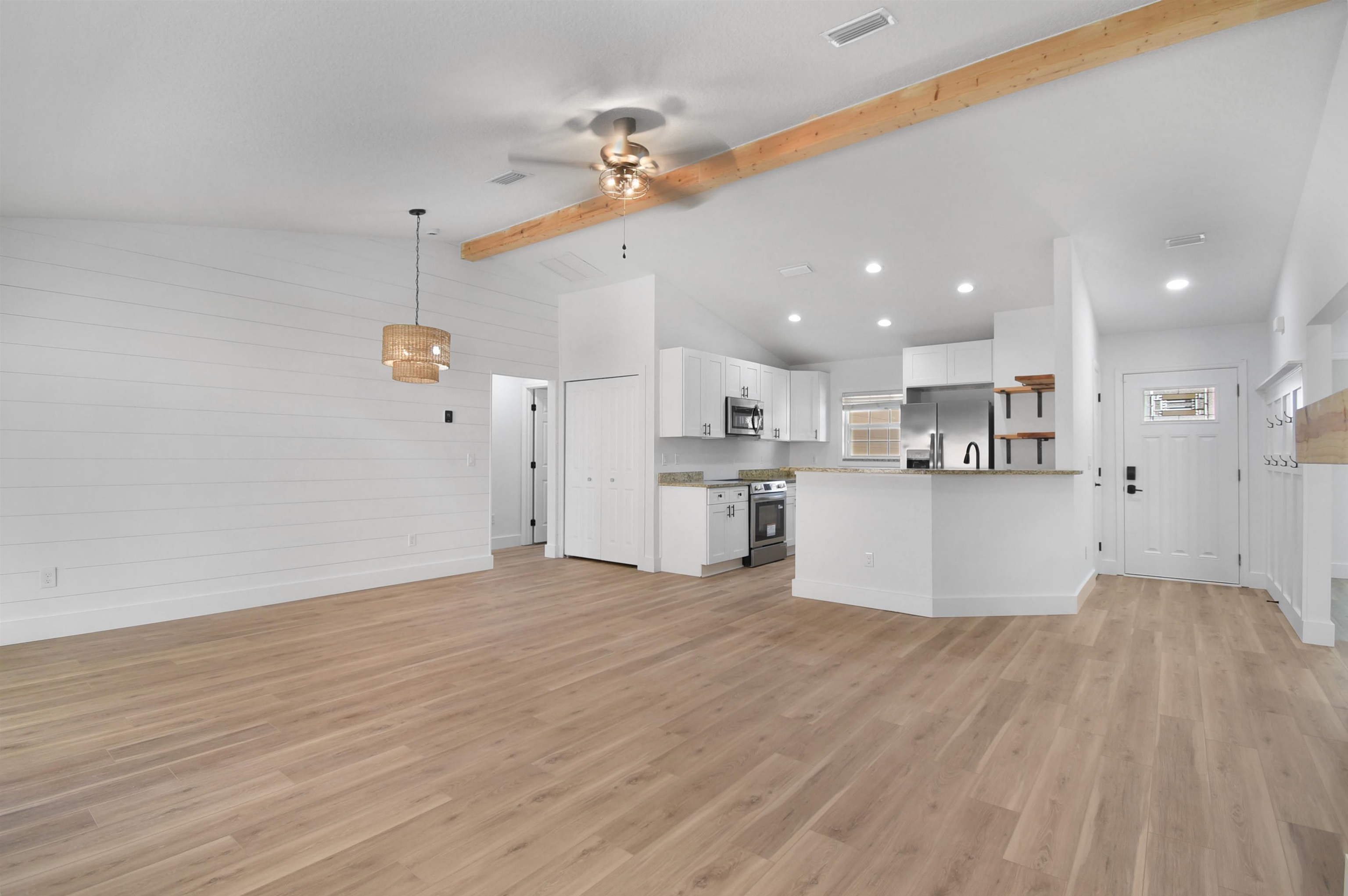 101 Azalea Rd