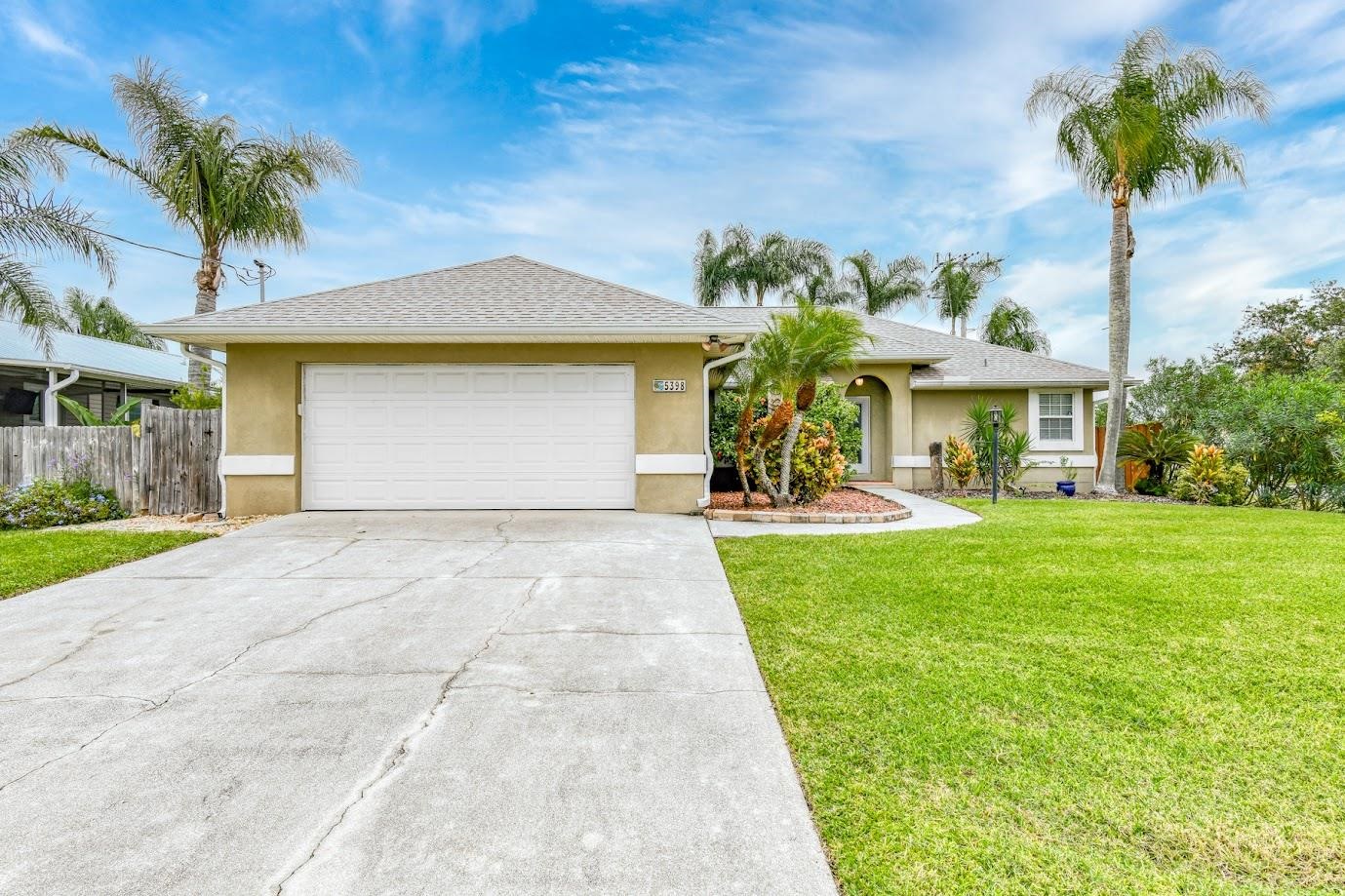 5398 Soundview Ave (Pool Home)
