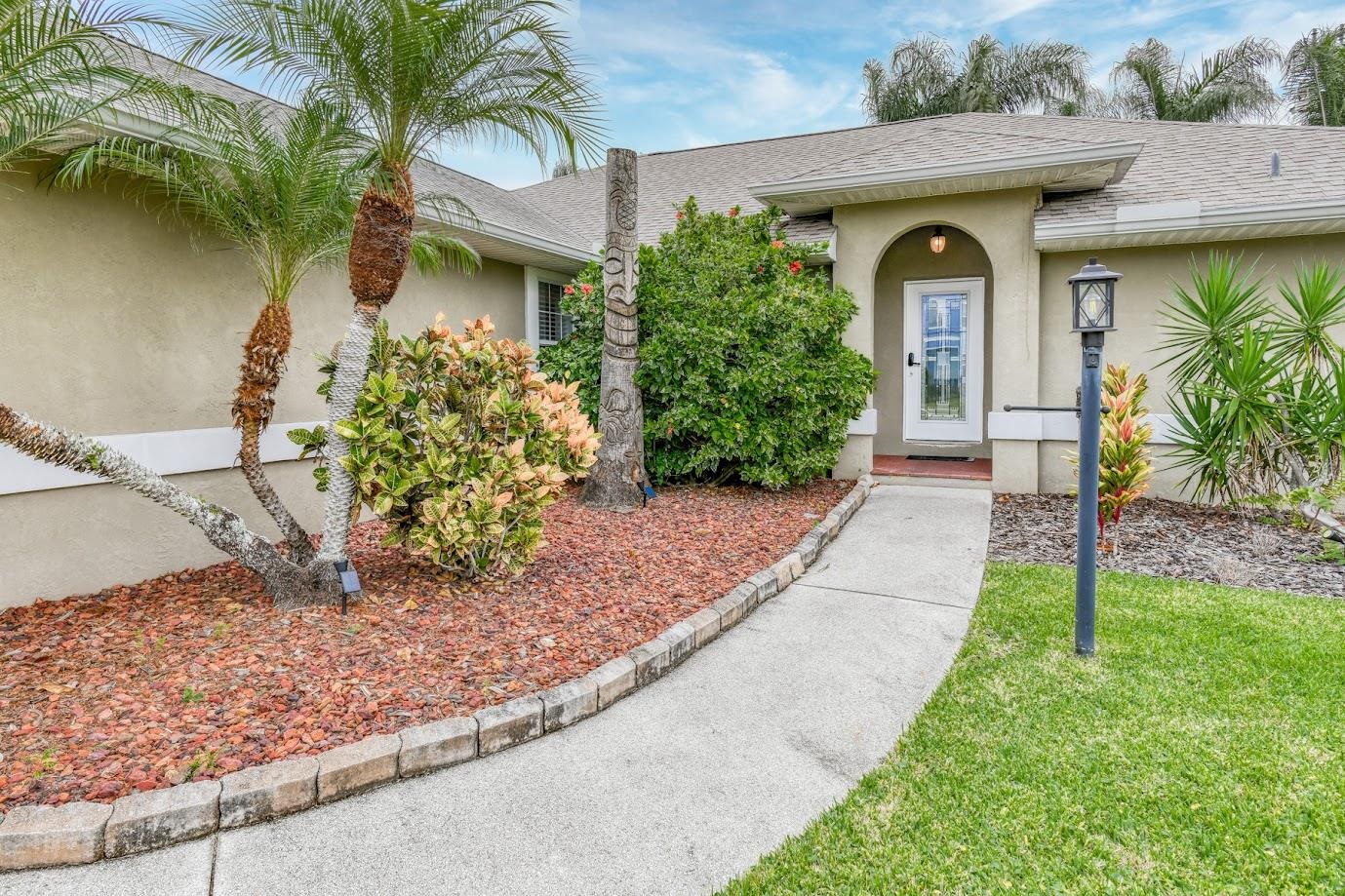 5398 Soundview Ave (Pool Home)