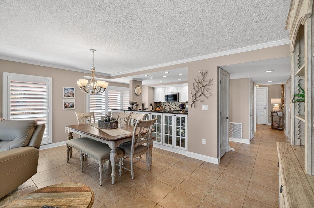 6170 S A1A #215