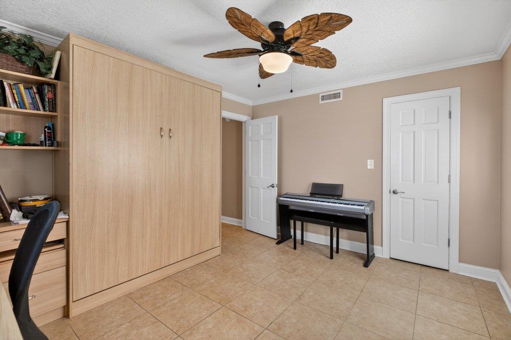 6170 S A1A #215