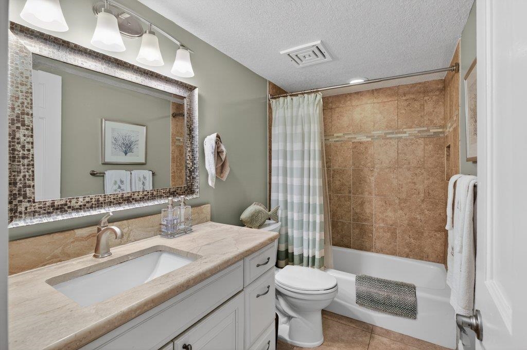 6170 S A1A #215