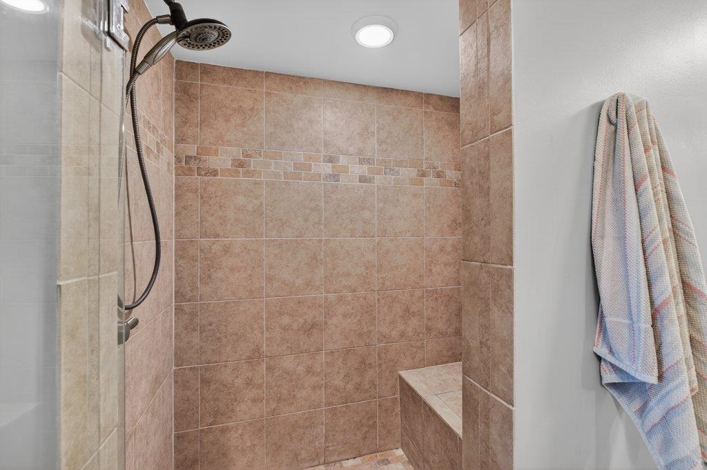 6170 S A1A #215