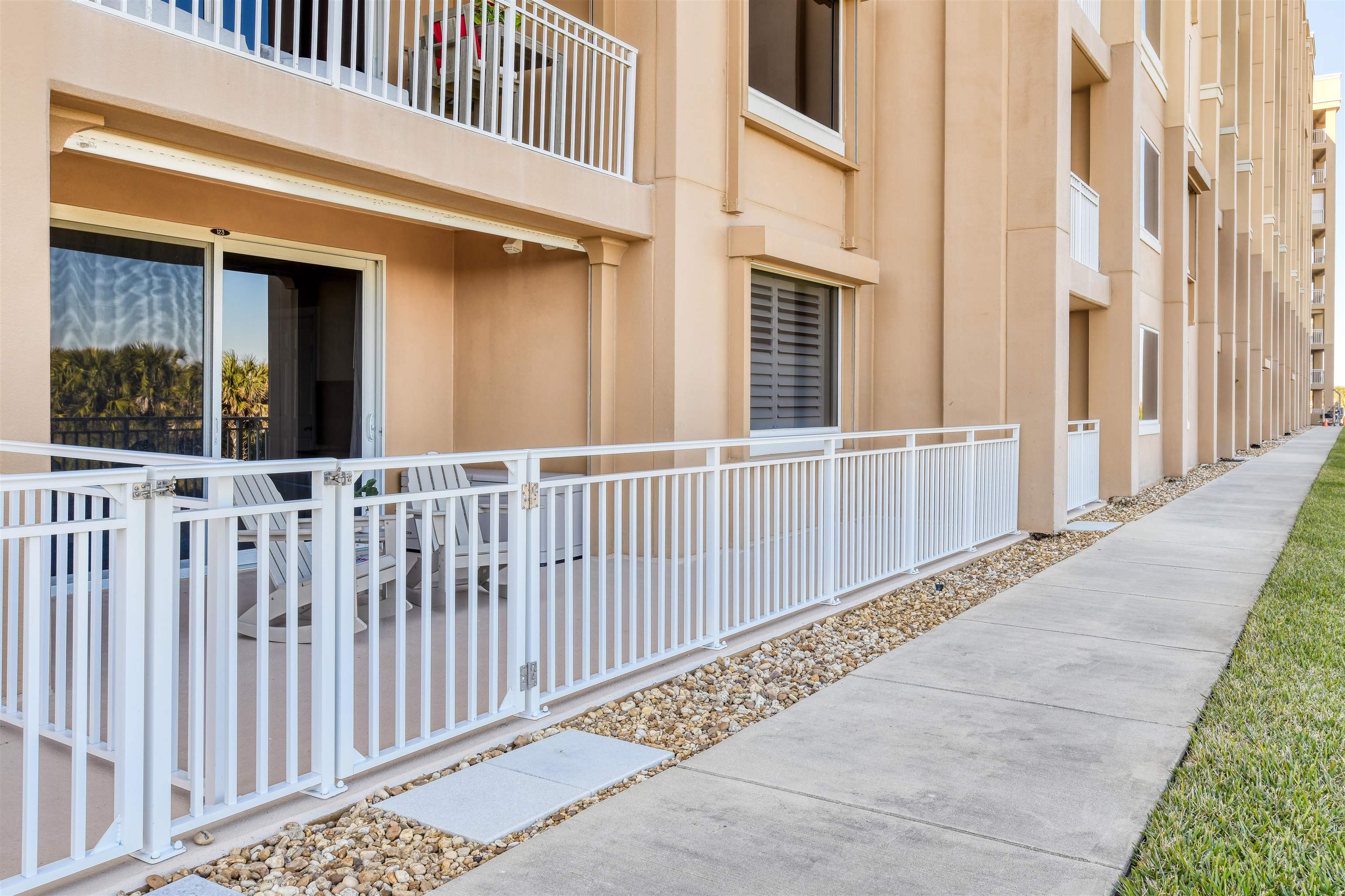 60 Surfview Dr #123