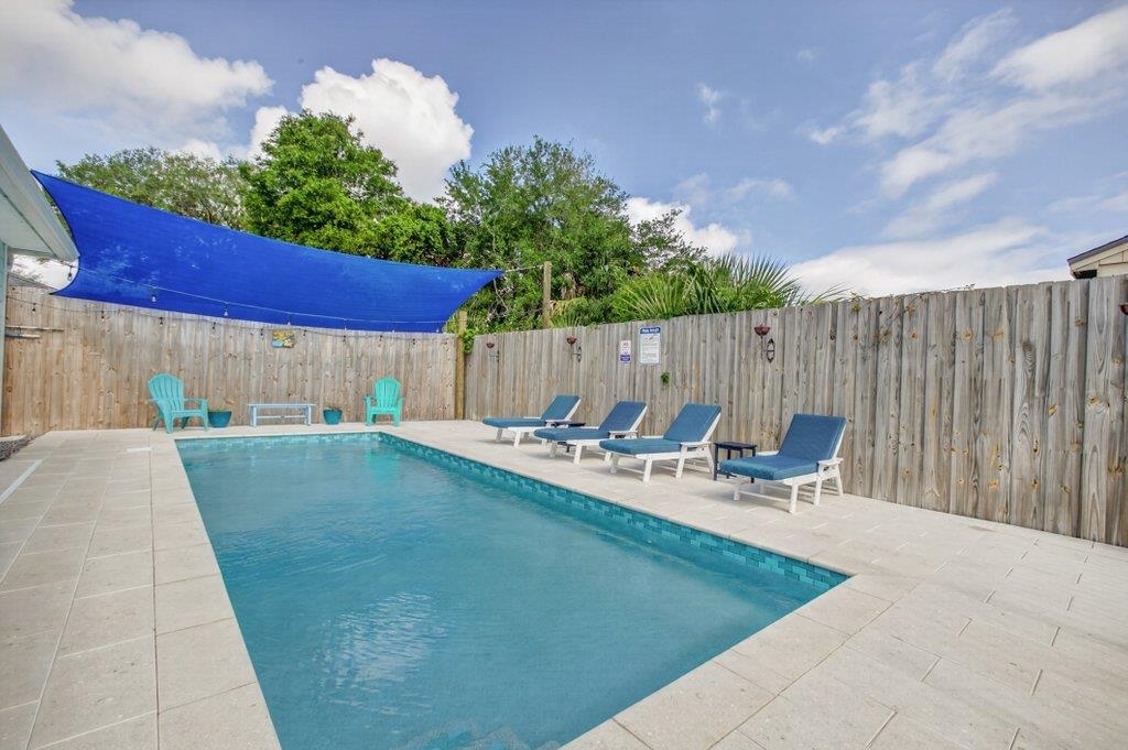 109 Azalea Rd