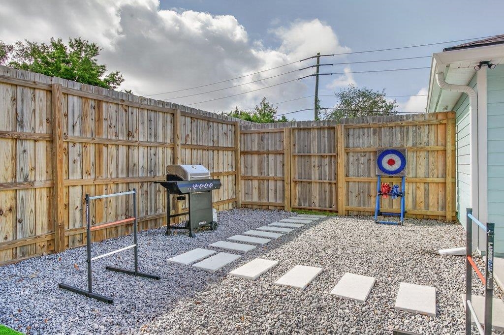 109 Azalea Rd