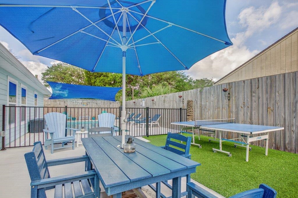 109 Azalea Rd