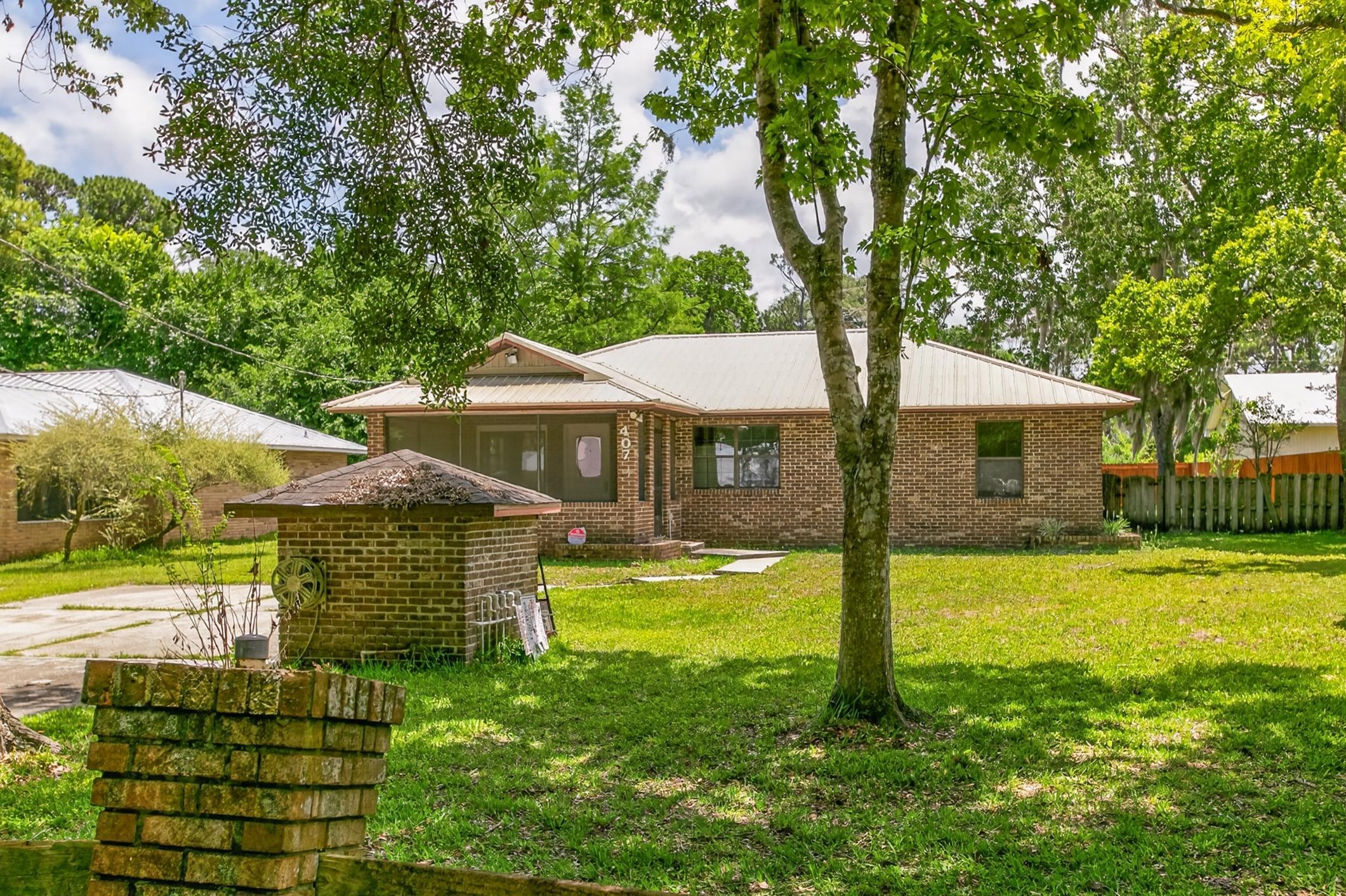 407 Pomont Ave
