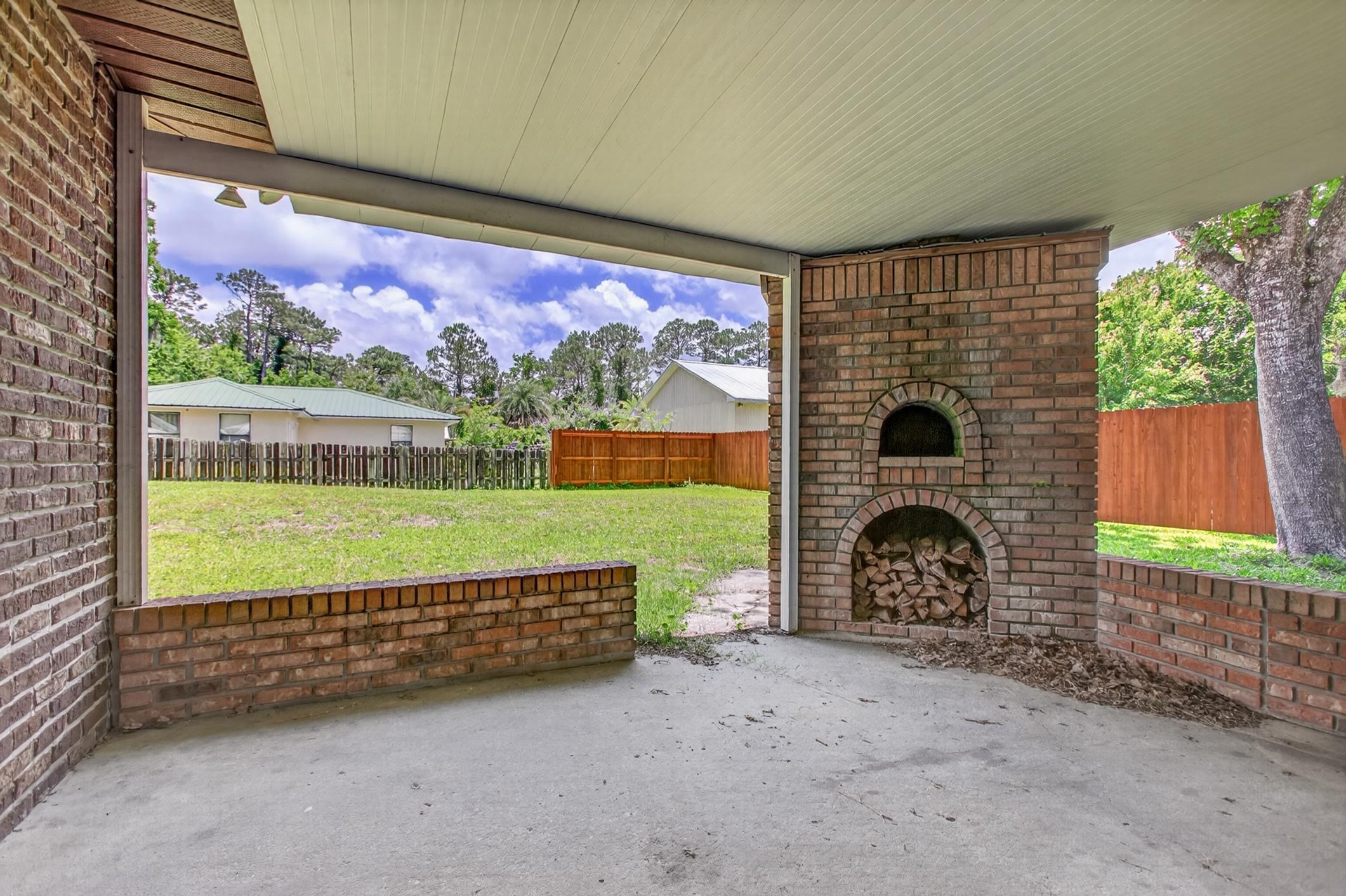 407 Pomont Ave