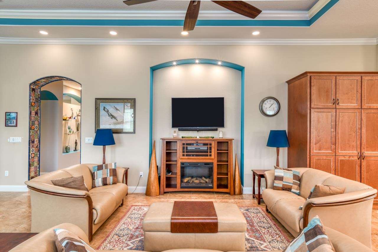 169 Aspen Way (Pool Home)