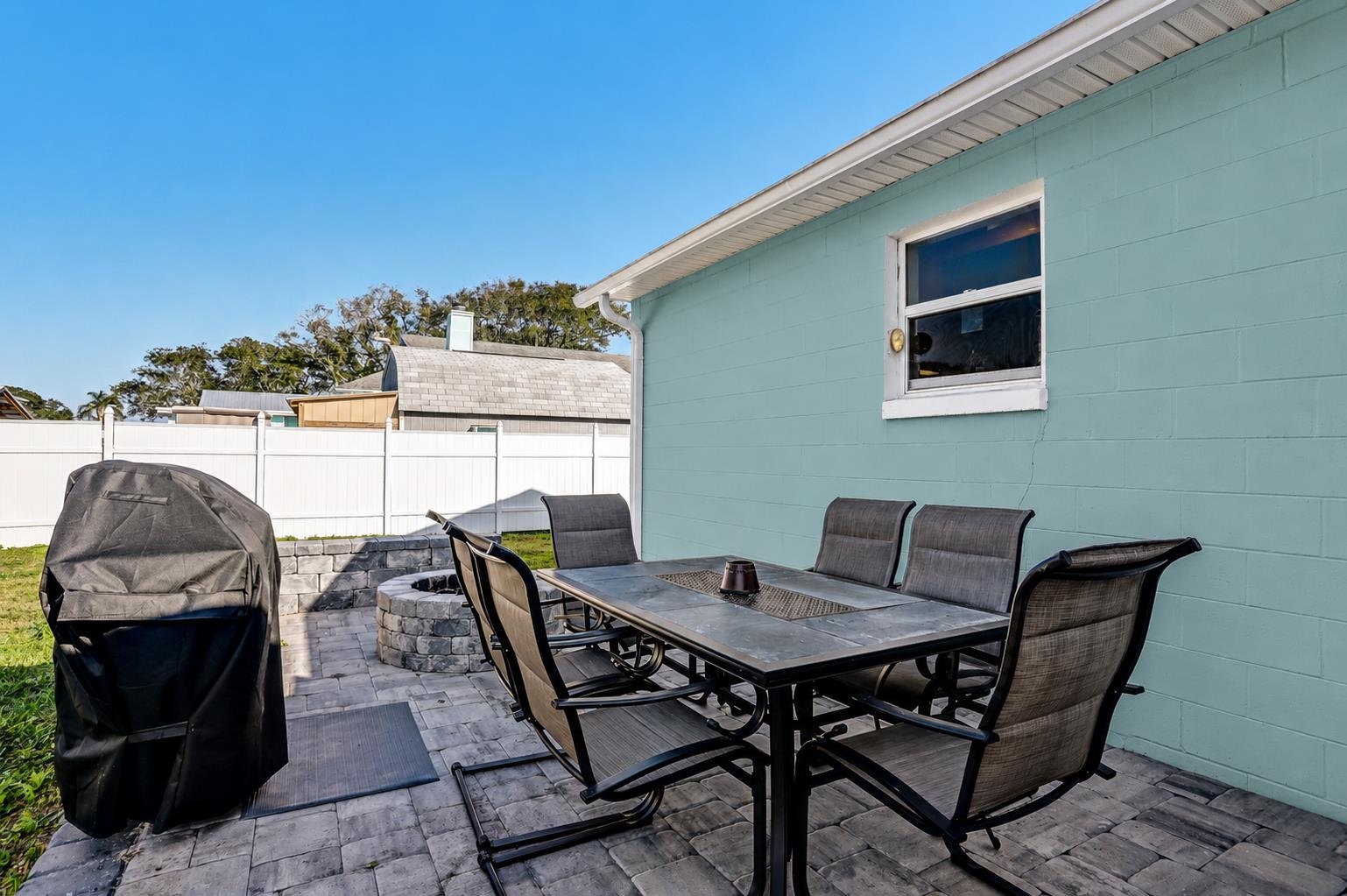 260 Ventura Rd