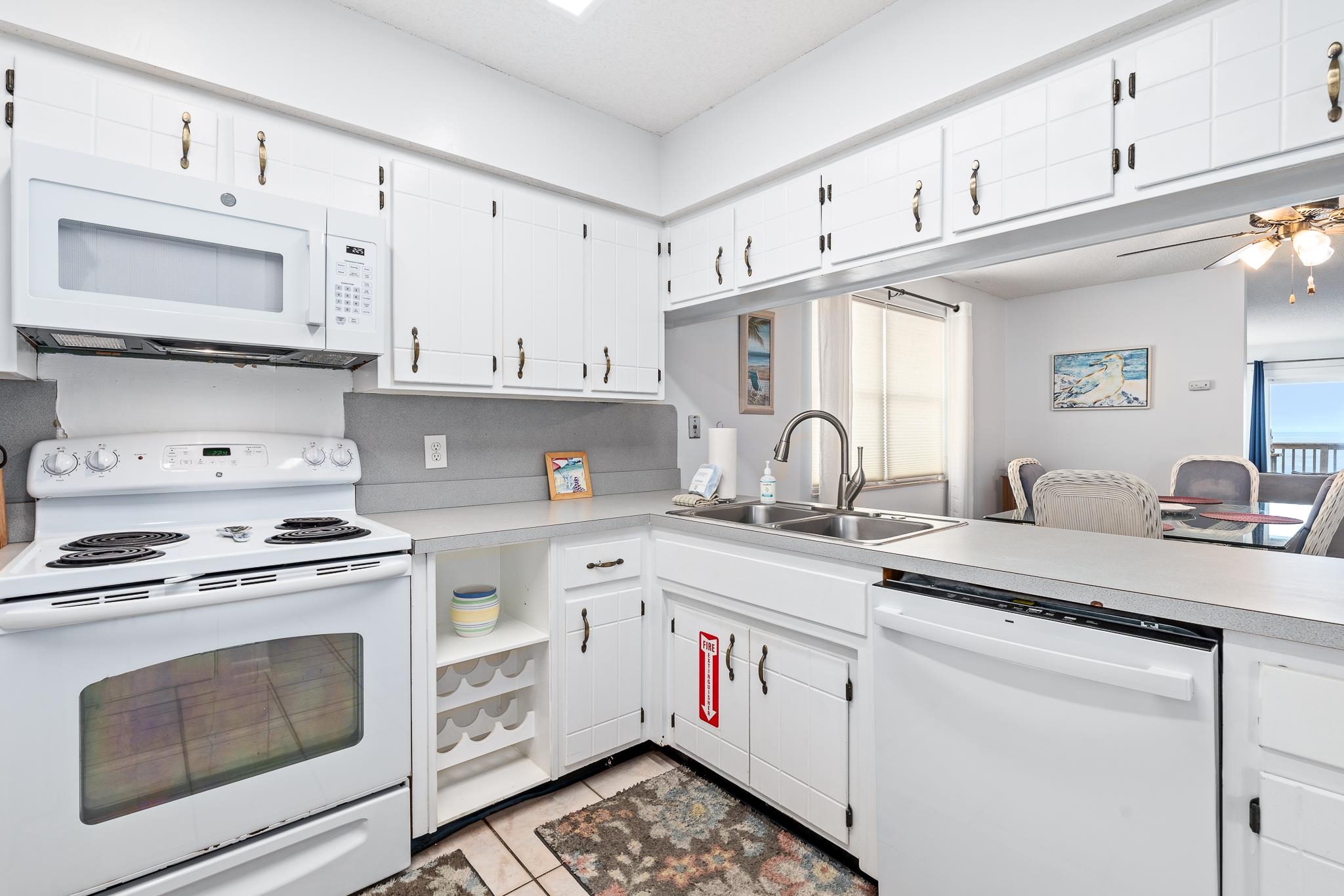 3096 Coastal Hwy