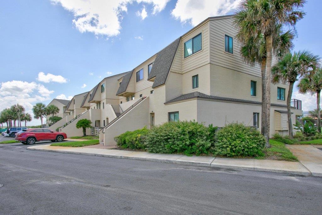 8550 S A1A #150