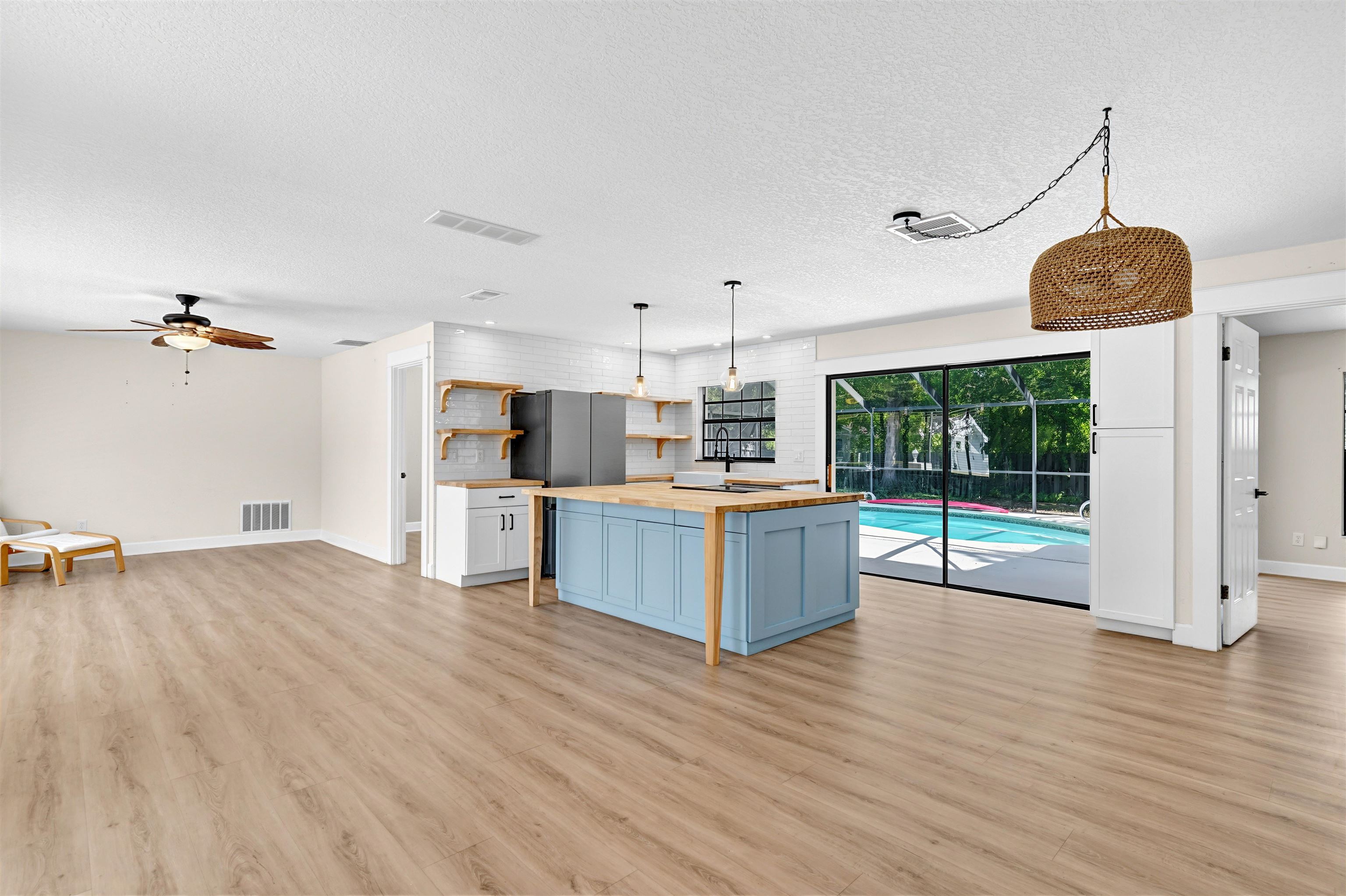 27 Blasdell Ct.