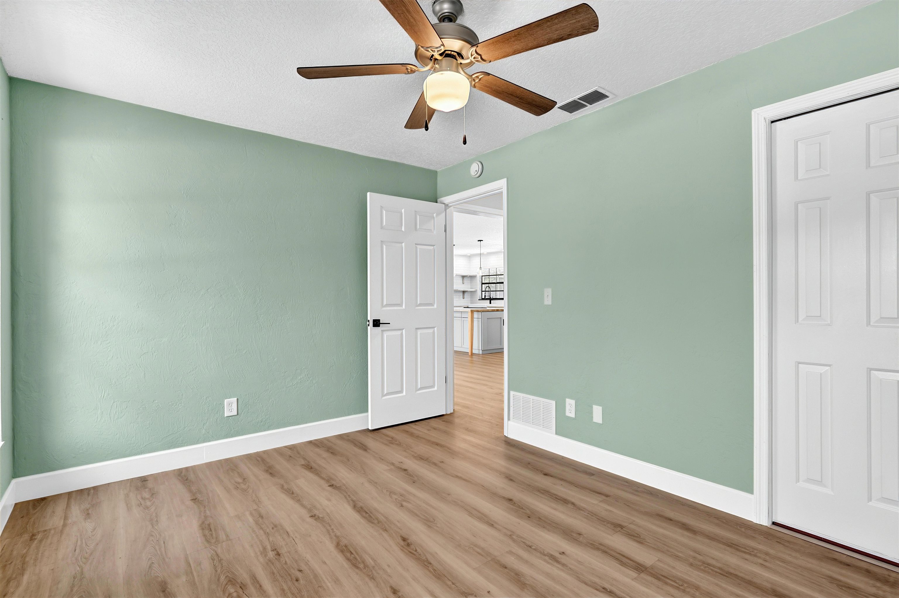 27 Blasdell Ct.