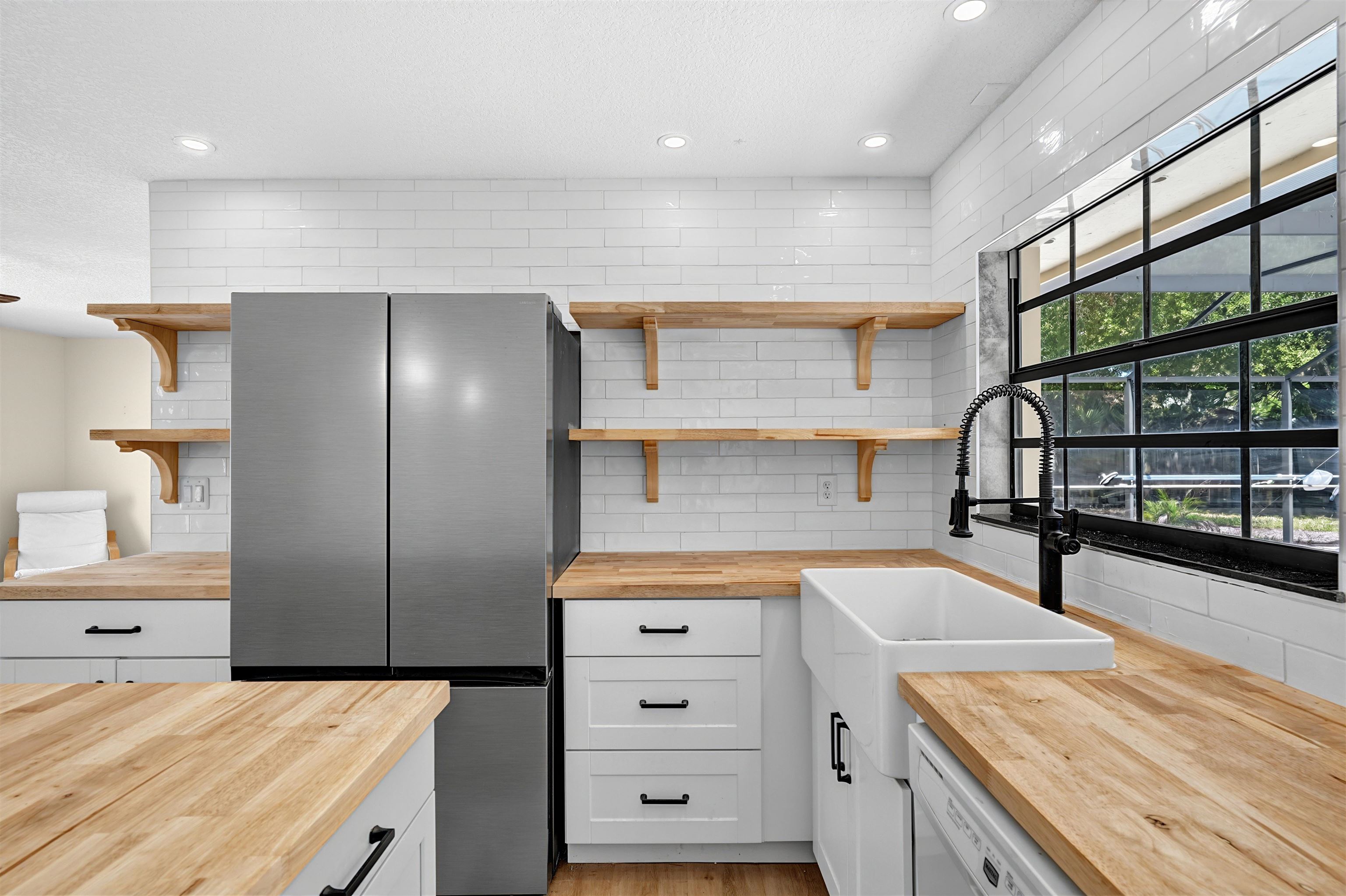 27 Blasdell Ct.