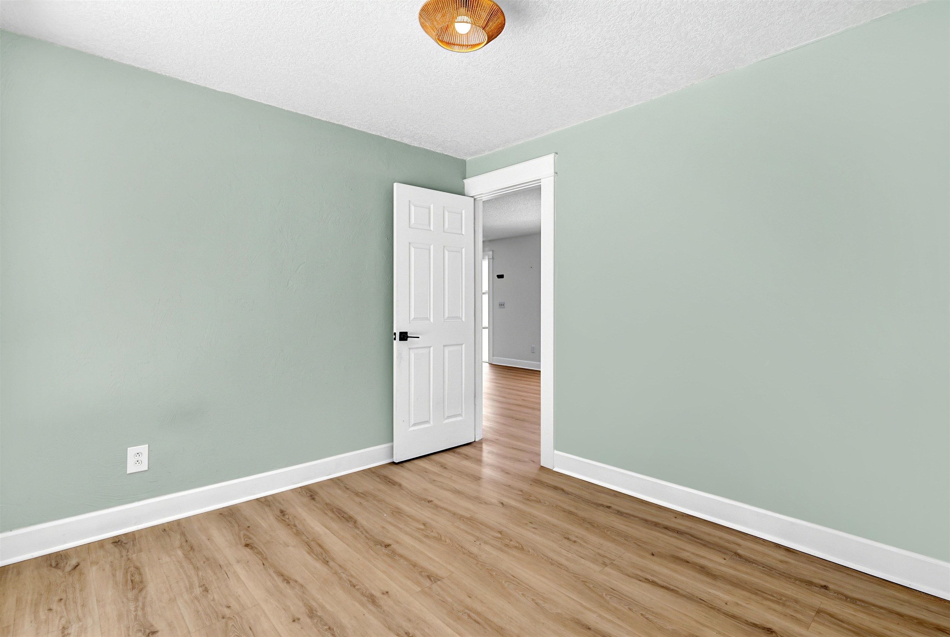 27 Blasdell Ct.