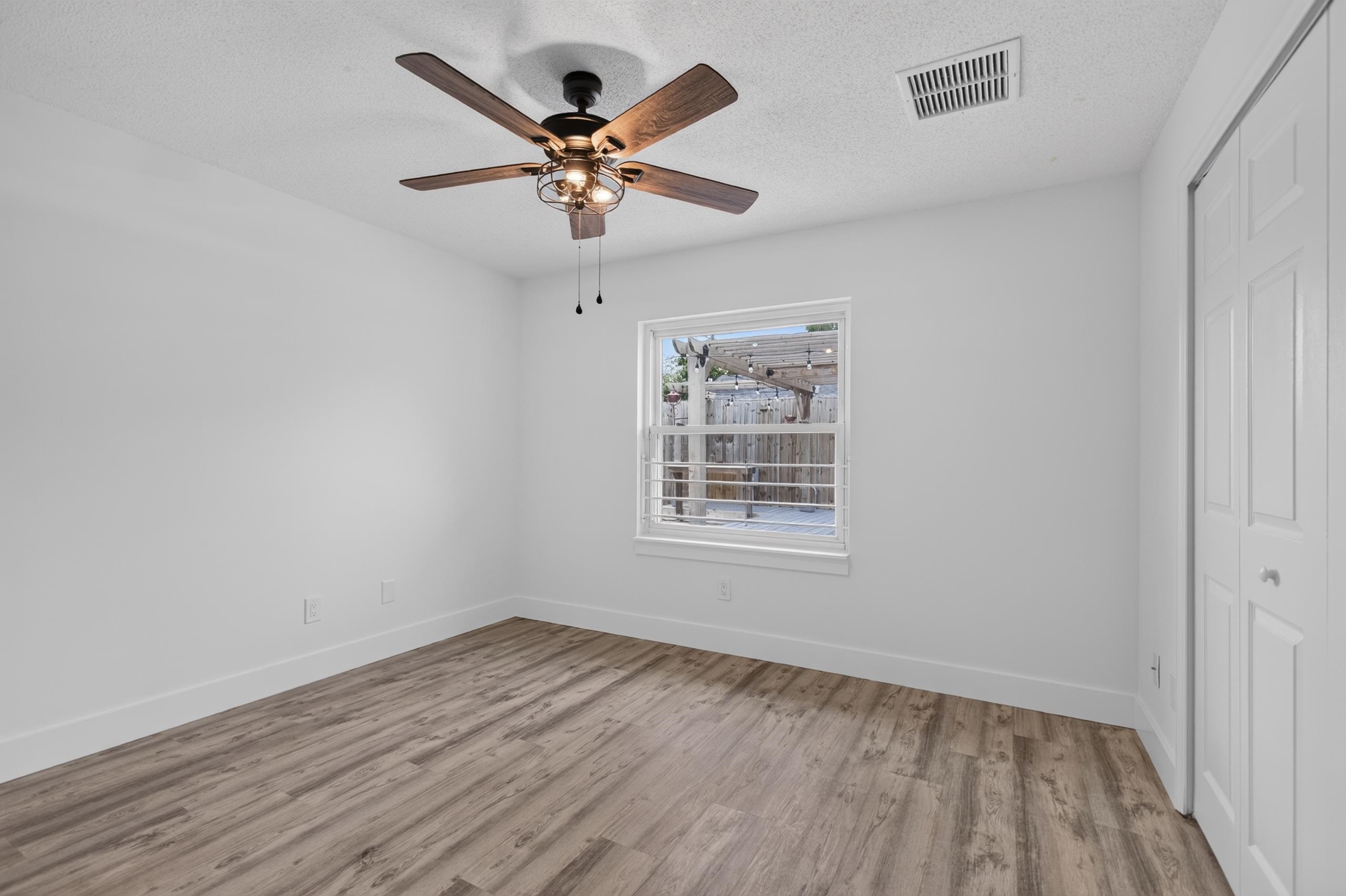 250 Segovia Rd